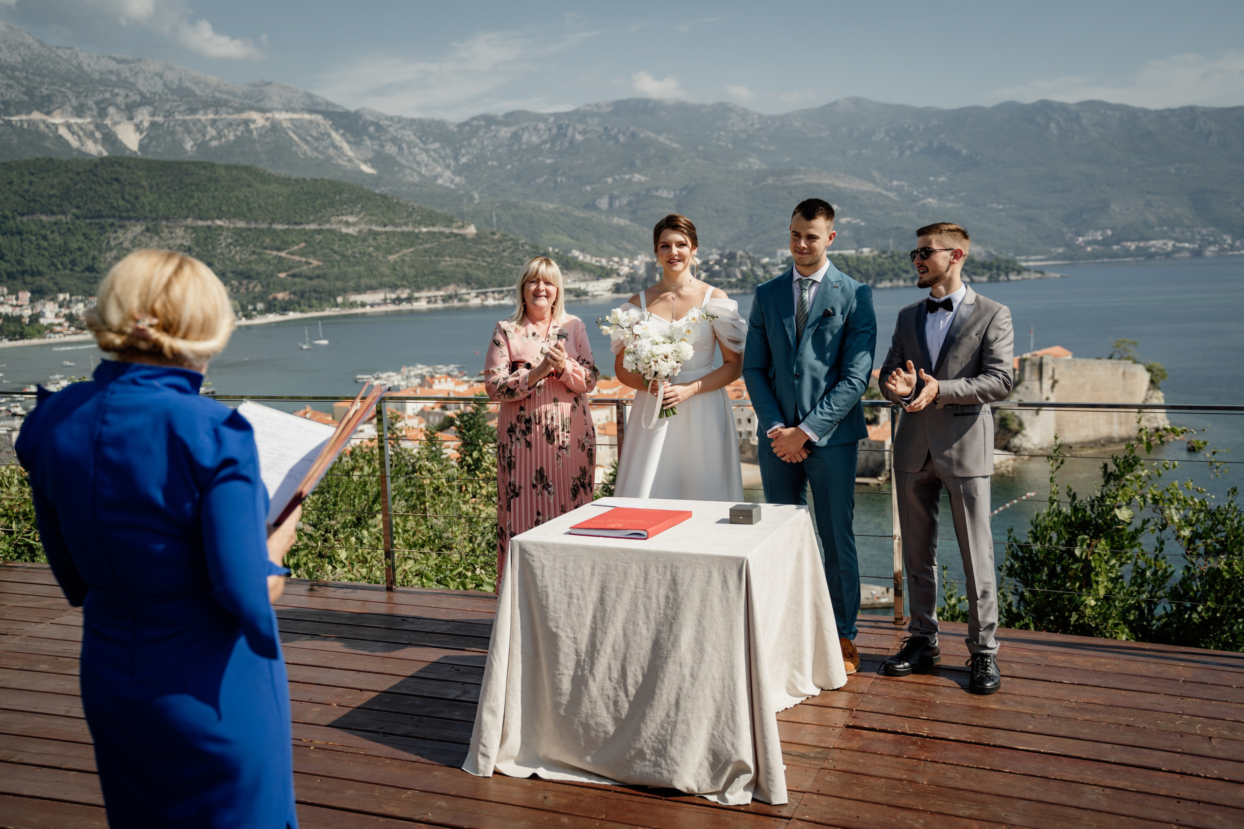 Your Montenegro Destination Wedding Photographer. Photographer in Montenegro | Фотограф в Черногории