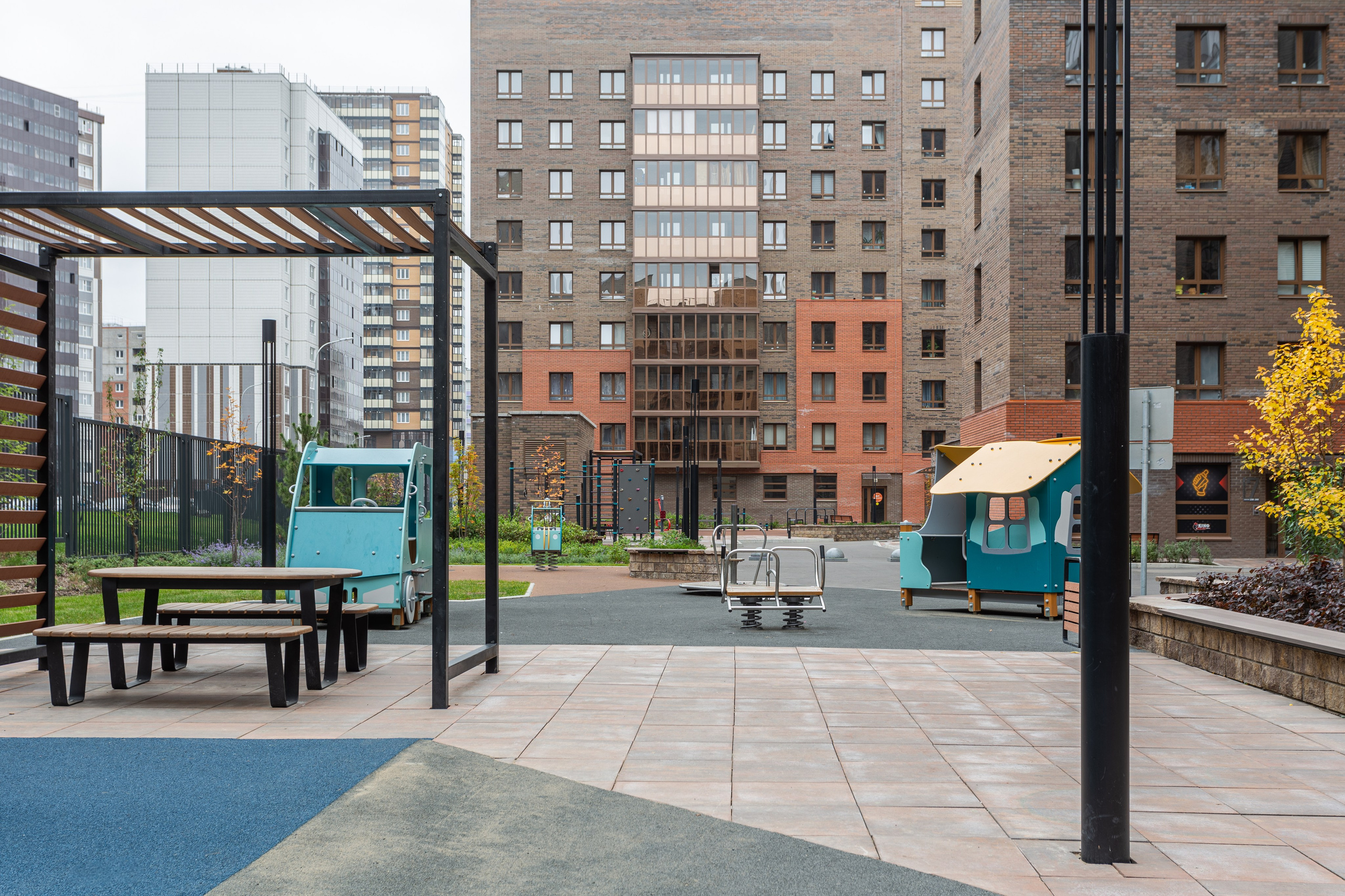 Фотосъемка для посуточной аренды по адресу пер. Светлогорский, д. 12. Интерьерный фотограф и ретушер в Красноярске Денис Антропов