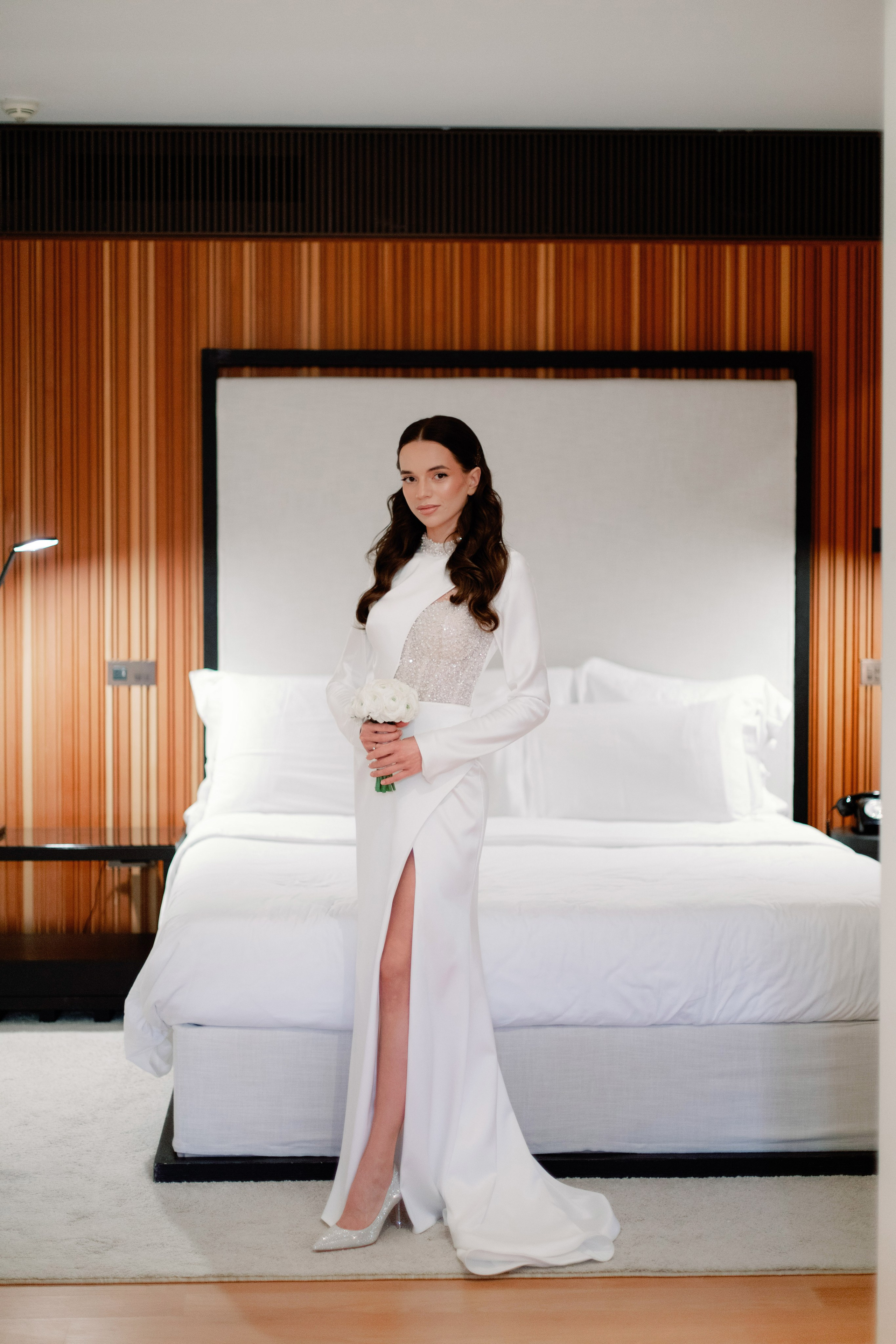 Свадьба для двоих в Москве, фотосессия на крыше, сборы, прогулка в Barvikha Luxury Village