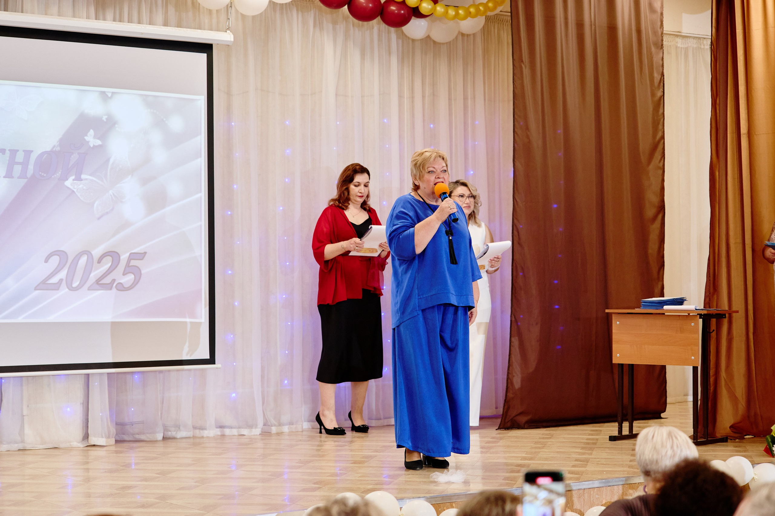 Выпускной 35 Сош. Фотограф Выпускные альбомы Таганрог Сергей Коробченко