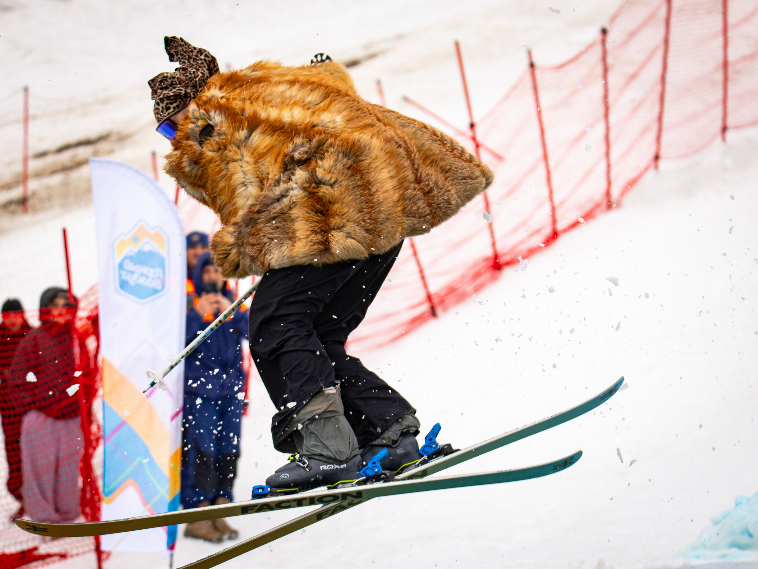 Снежный фестиваль 2026. Фотограф. г. Южно-Сахалинск. Олег Толстов