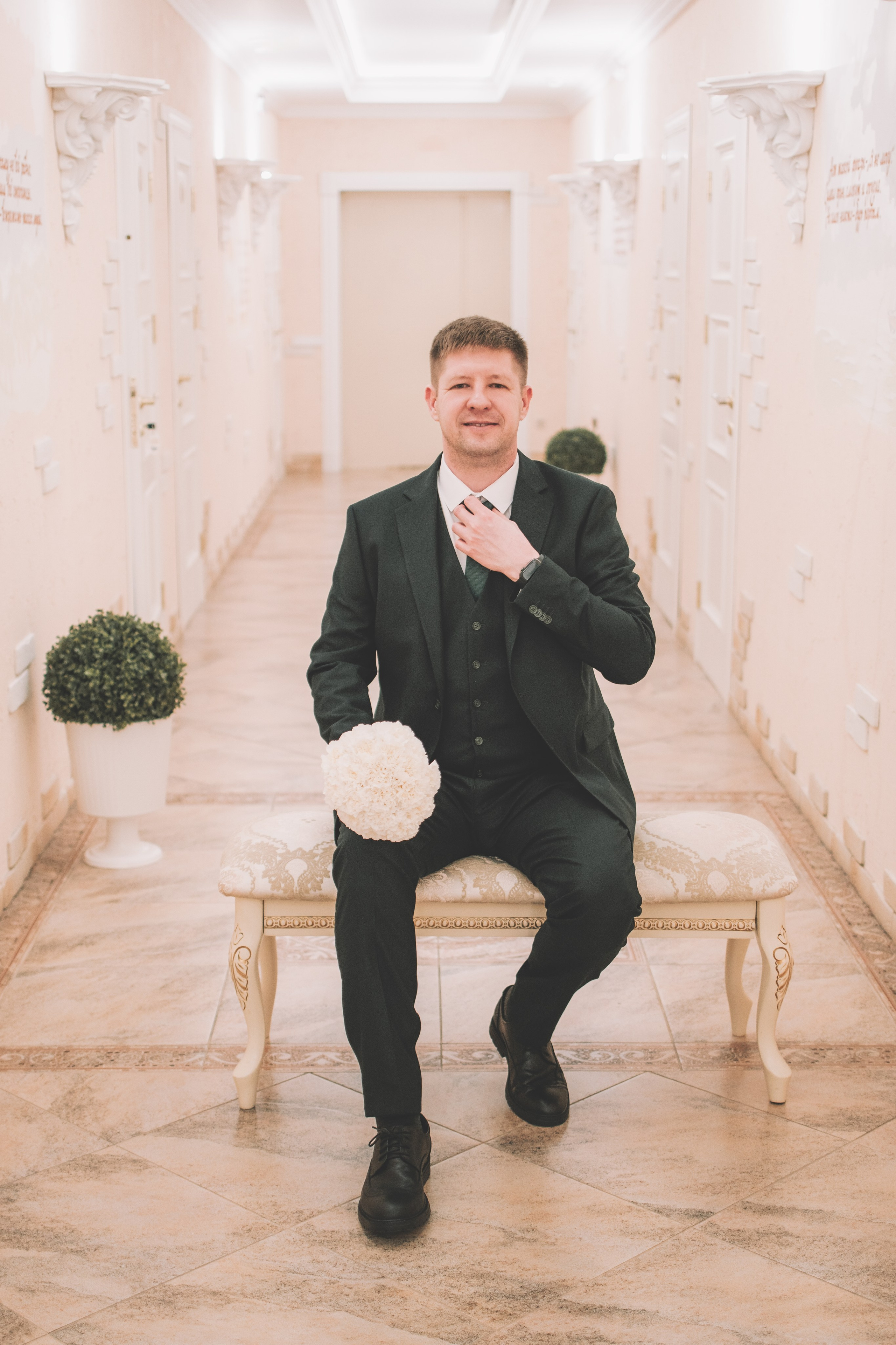 26.04.2025 (Фотосессия, роспись в Онии + фото с банкета). Семейный и свадебный фотограф Губкинский и Ставрополь