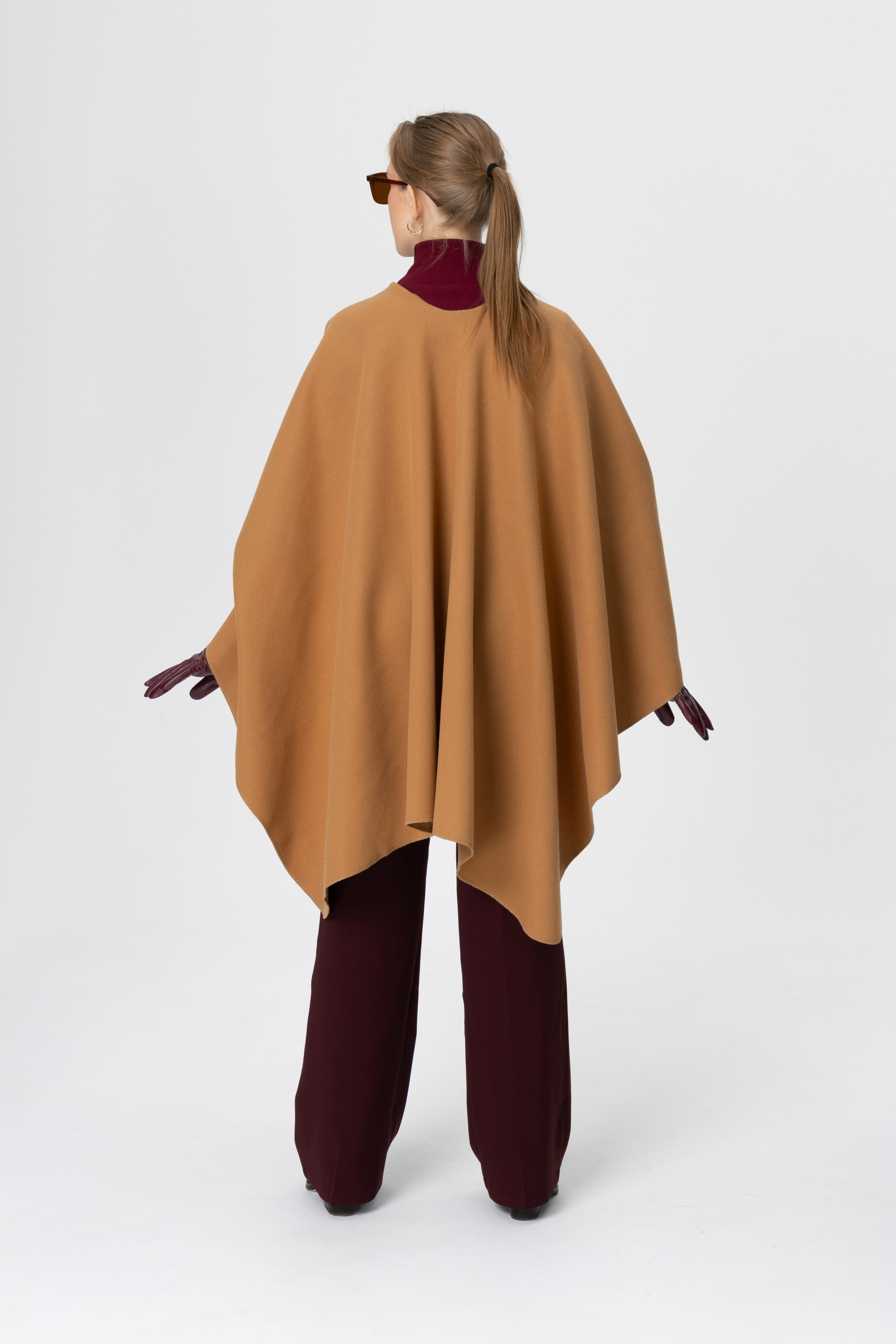 Кожа, трикотаж и кашемир. Главная