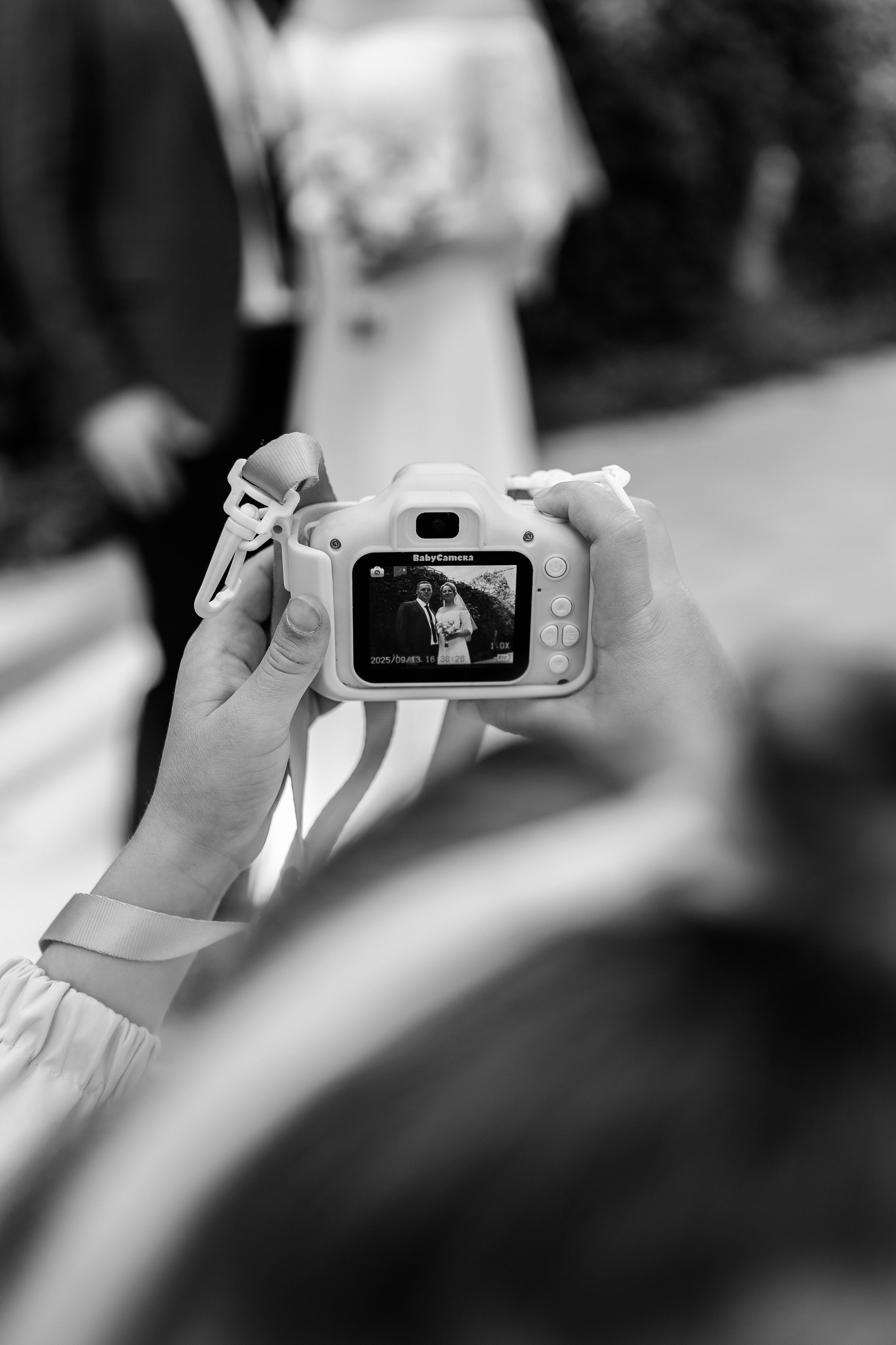 Свадебная фотосессия в библиотеки им. Боголюбова. Свадебный фотограф в Москве