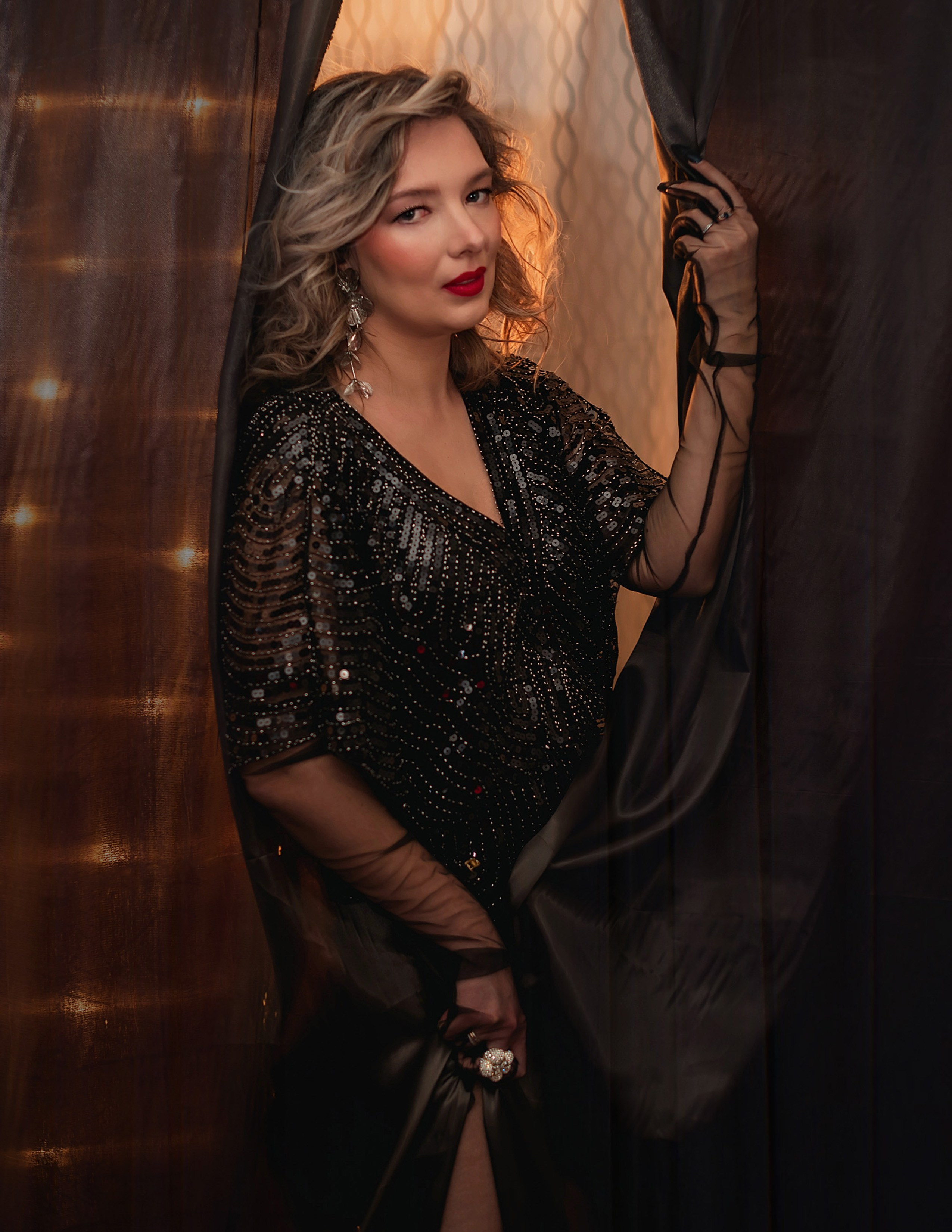 Съемка Анастасии в образе певицы. Фотограф Тула творческие фотосессии недорого Ольга Ромашина