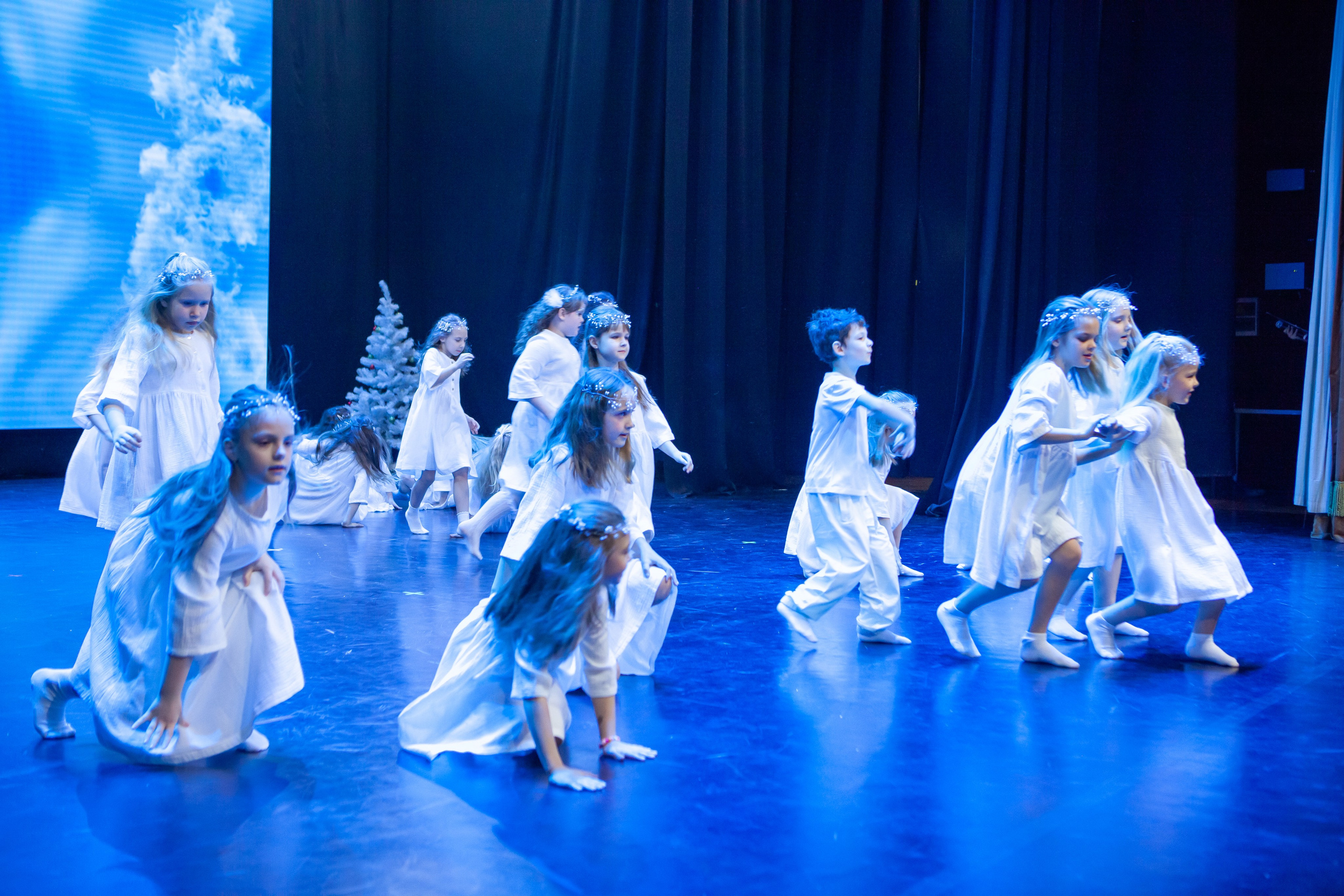 Концерт детской танцевальной школы. Репортажный, семейный, свадебный, портретный фотограф