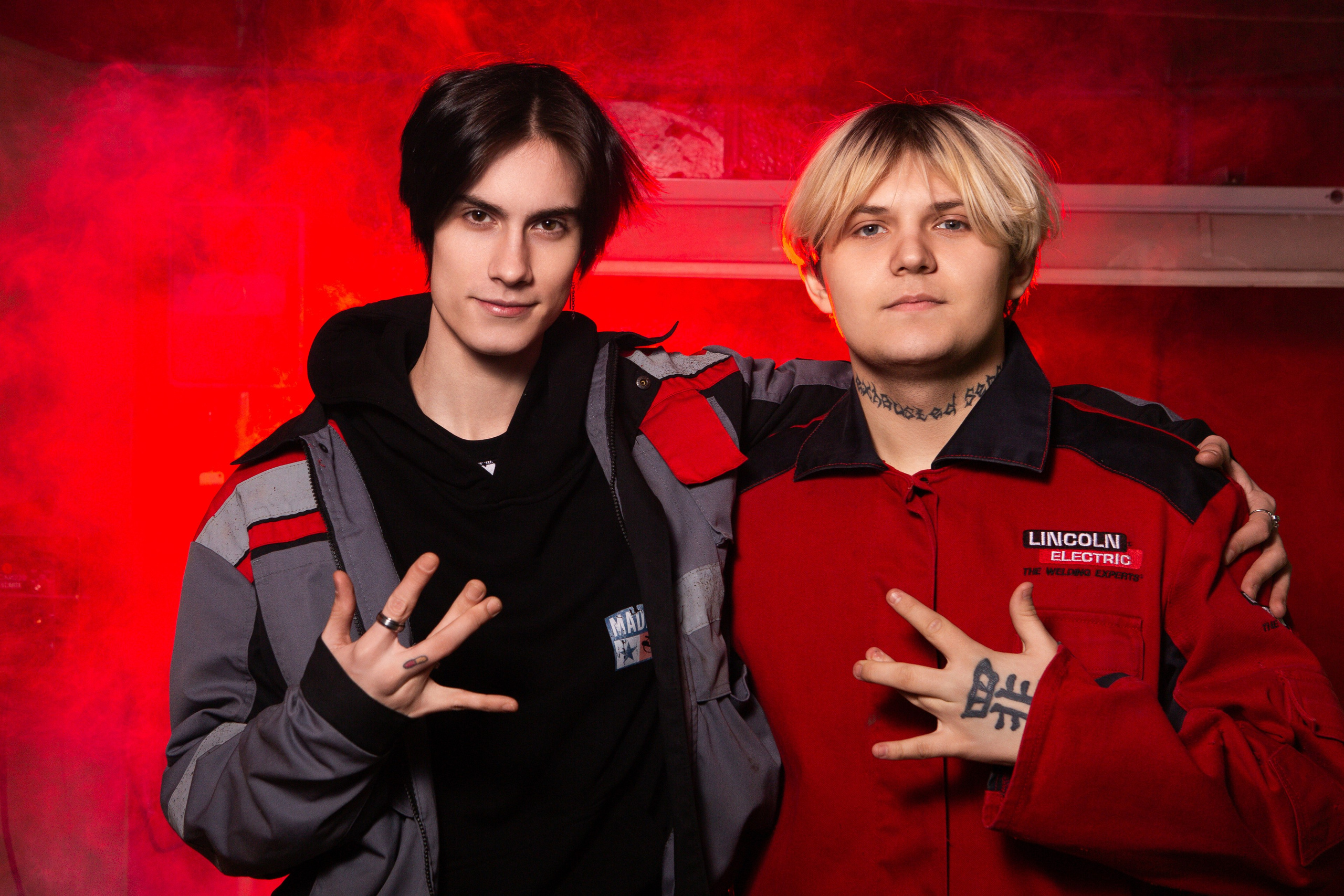 Фотосессия в Цеху для Выпускников Сварочного Производства | Твой Альбом Мценск. ТВОЙ АЛЬБОМ / ТВОИ ПРАВИЛА