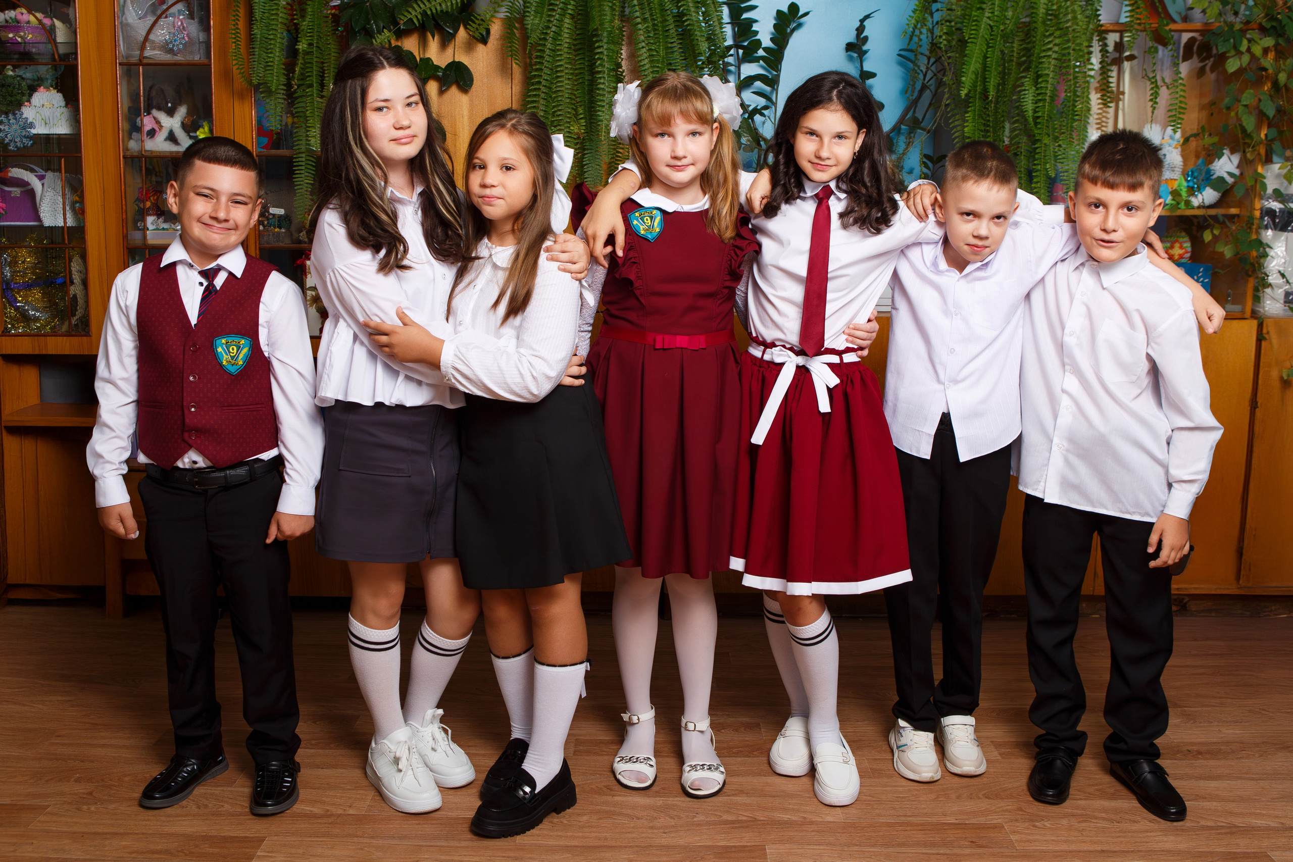 ШКОЛЬНАЯ ФОТОСЕССИЯ ДЛЯ 4 КЛАССА 9 ШКОЛА. ТВОЙ АЛЬБОМ / ТВОИ ПРАВИЛА