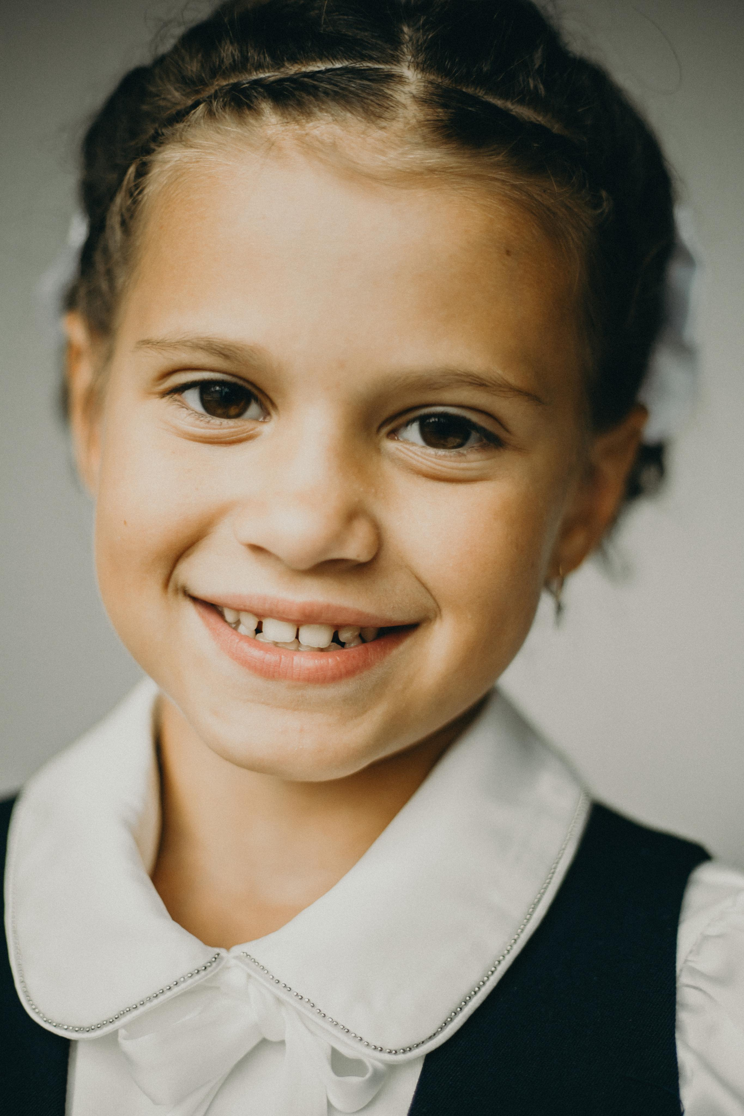 Кира и Арина индивидуальна съемка в студии. Портретный и семейный фотограф в Саратове Елена Шустова