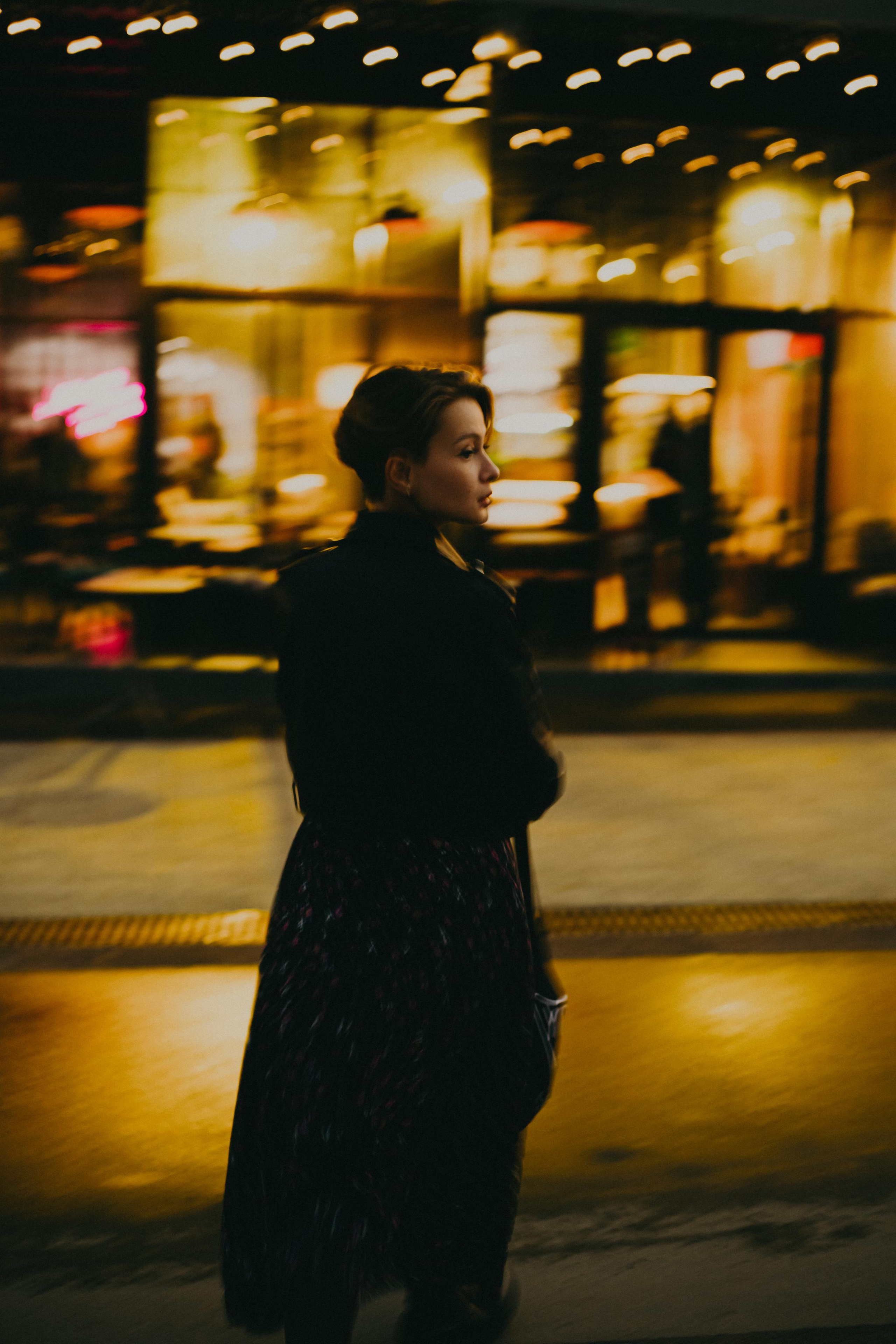 Ирина. Вечерняя фотопрогулка. Портретный и семейный фотограф в Саратове Елена Шустова