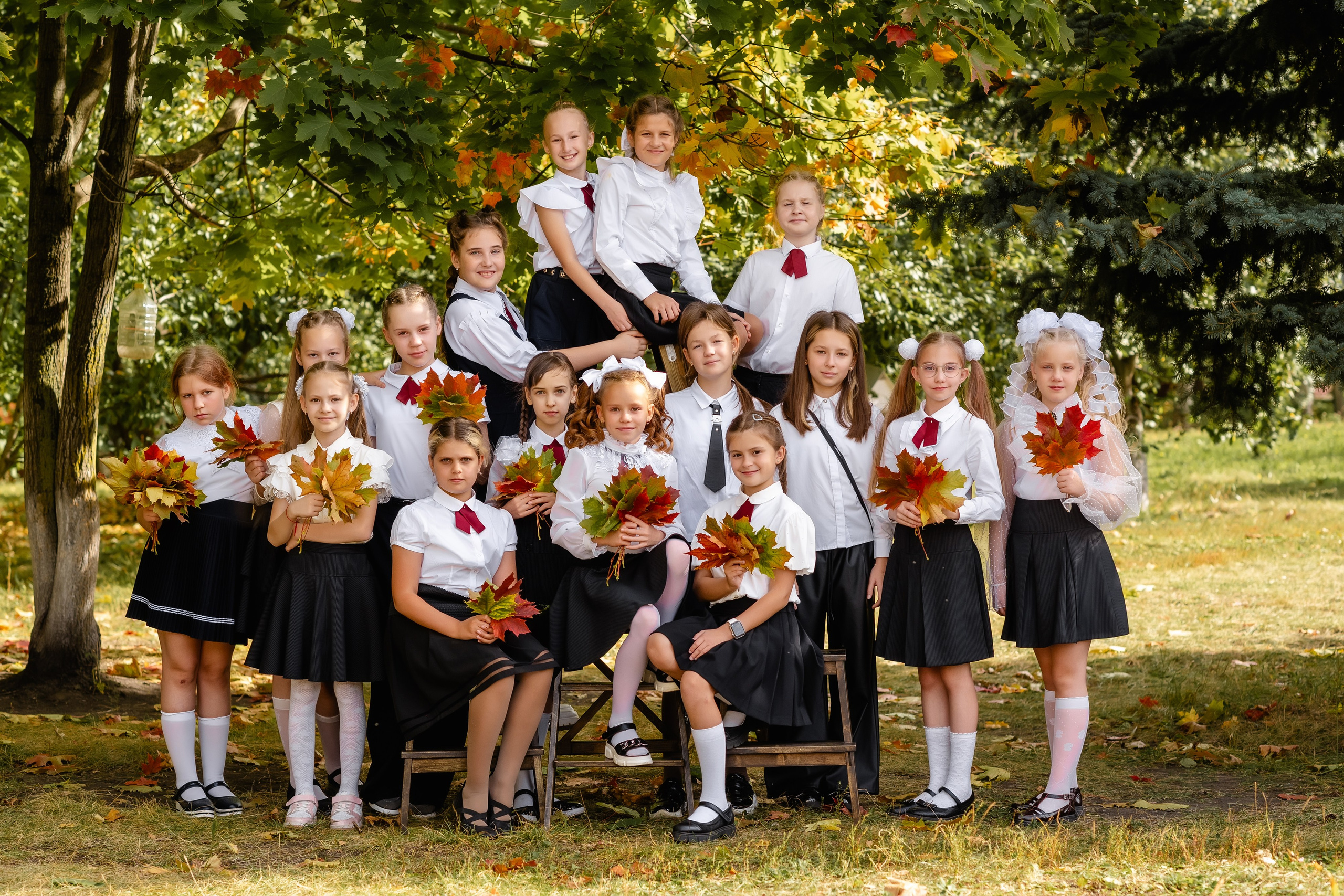 Выпускные школьные альбомы, детсадовские альбомы — Заречный, Пенза, Россия.