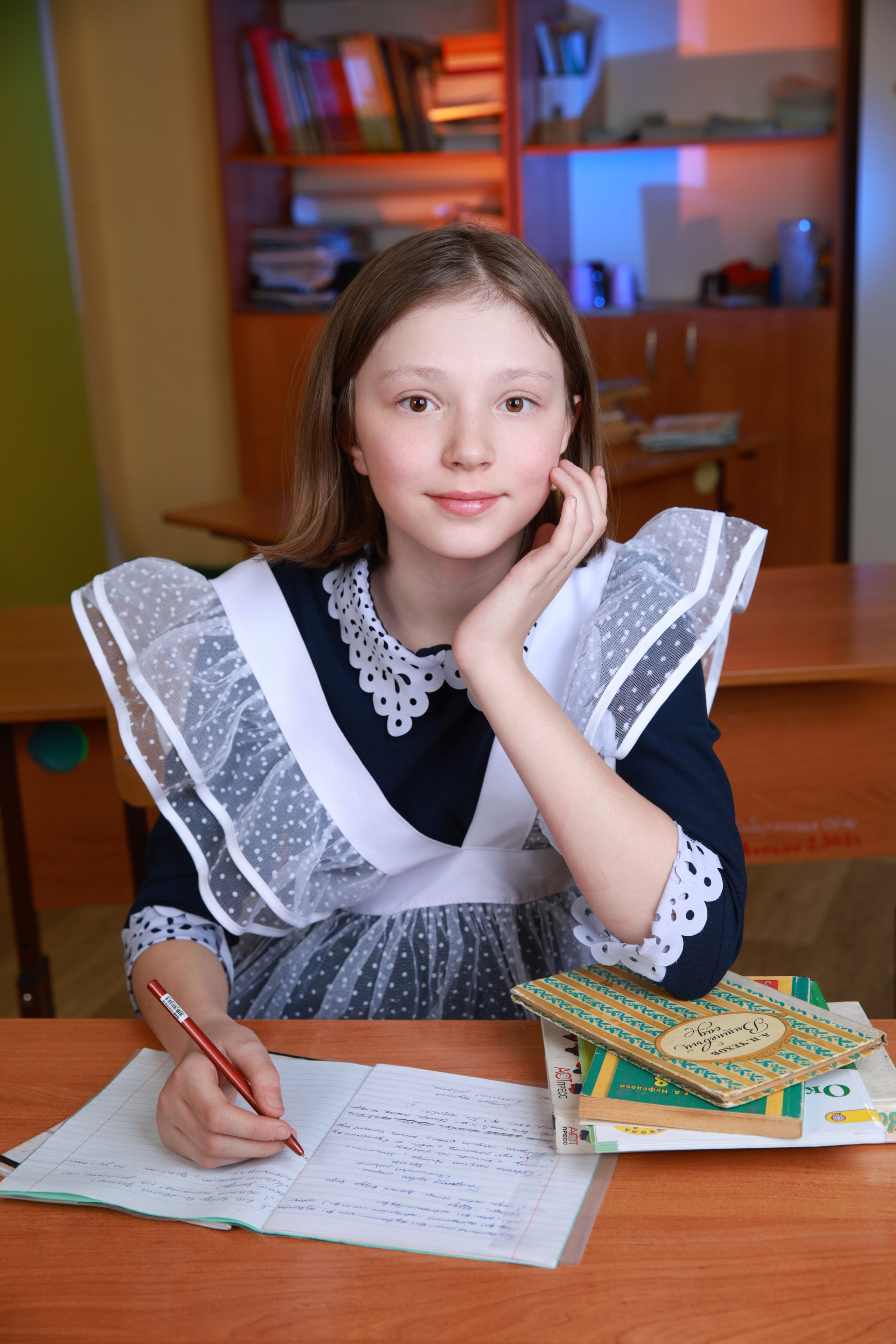 Выпускникам школ и детских садов