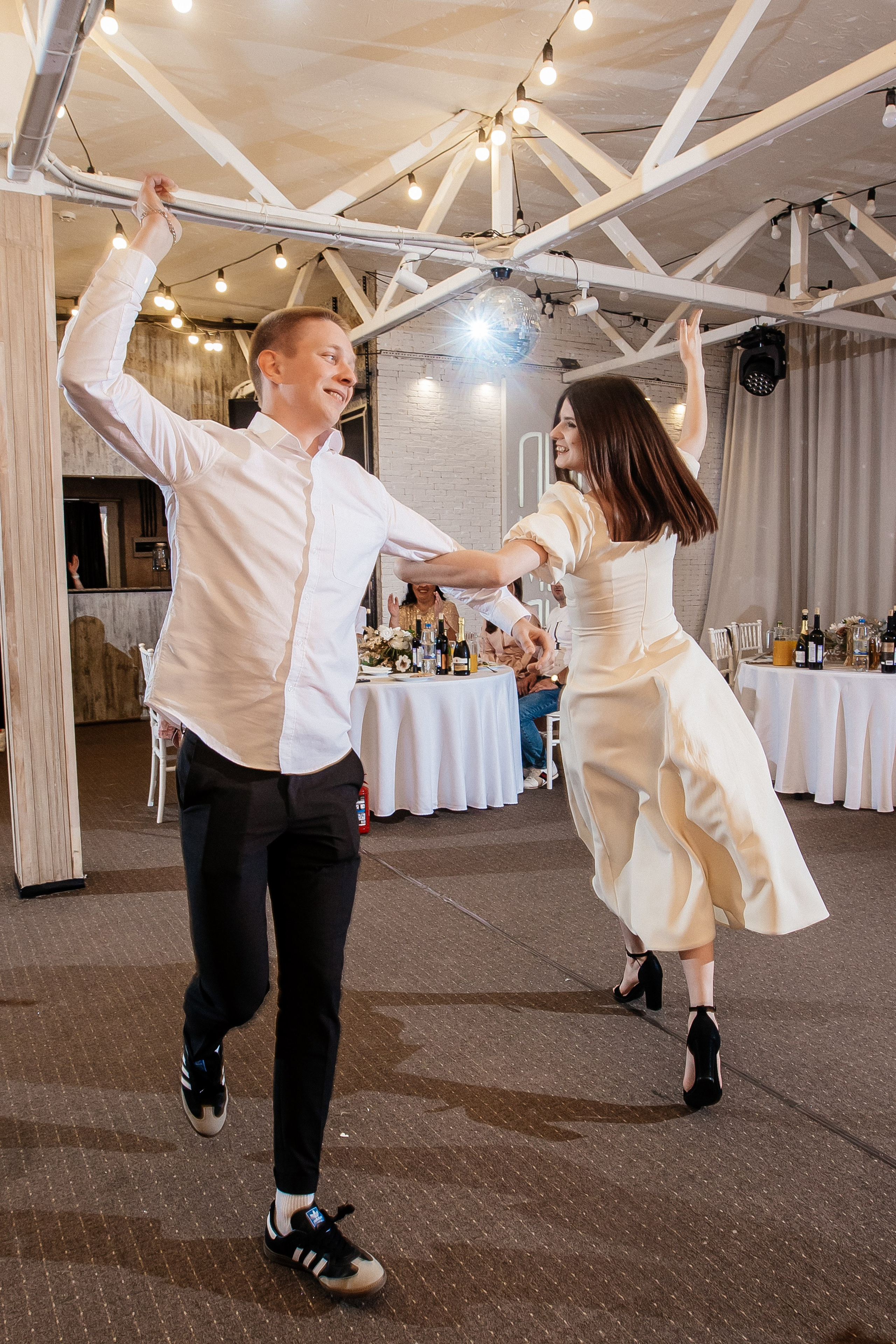 Кафе 51 08.2024. Свадебный и портретный фотограф Алина Иванова. Екатеринбург-Москва