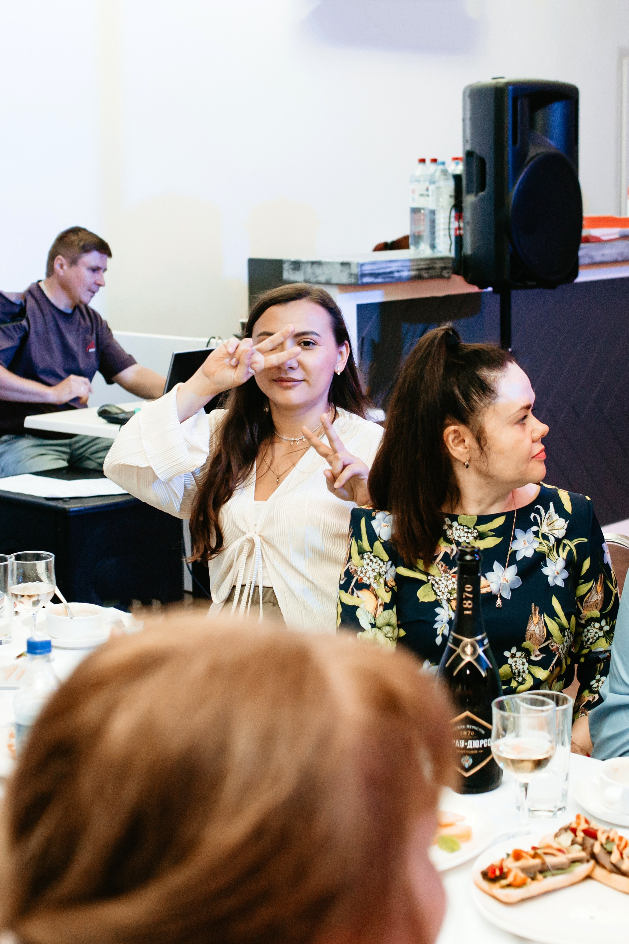 Выпускной 2025 (41 школа) 11 класс. Фотограф в Челябинске Ополихина Анна