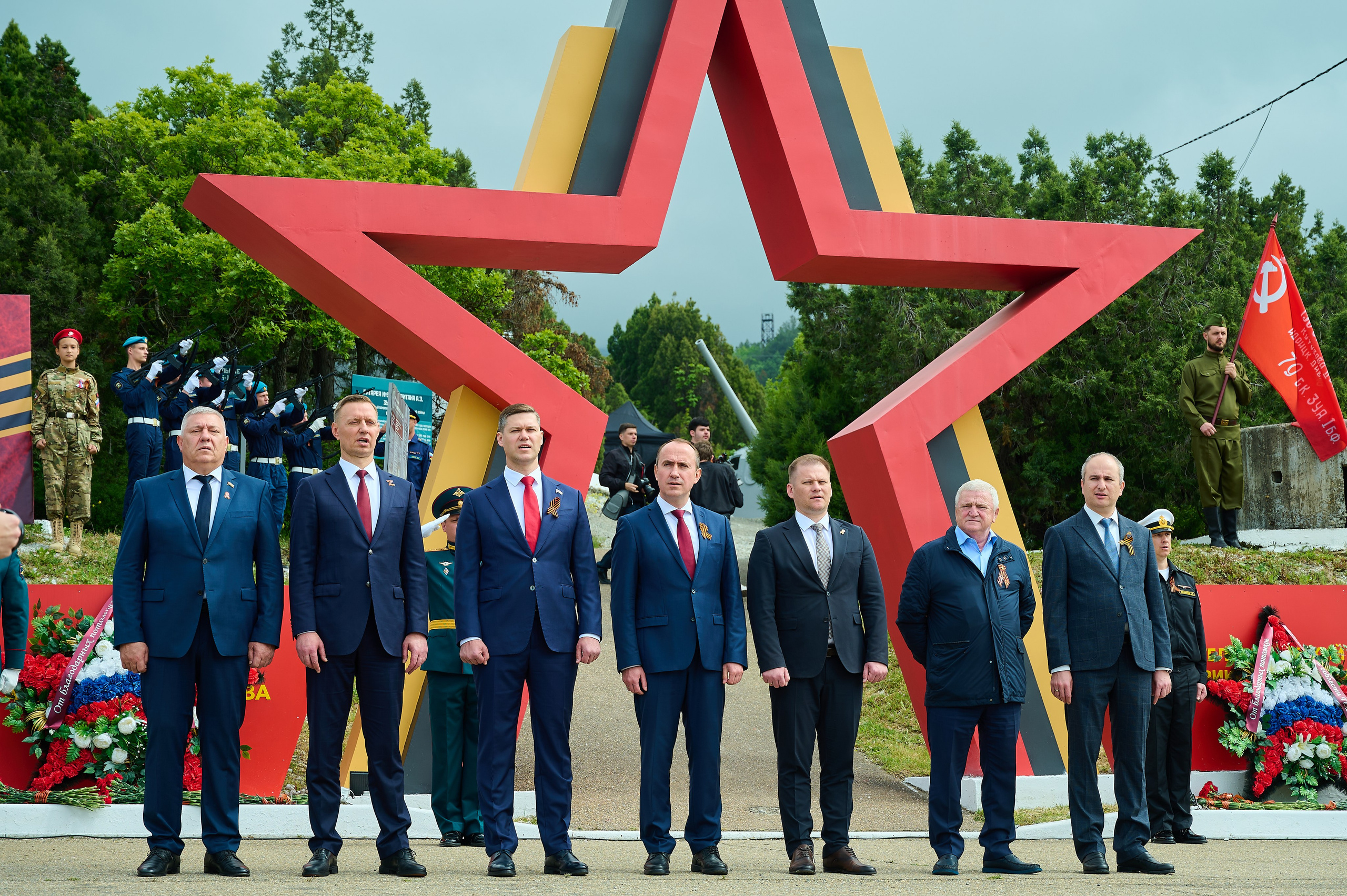 Батарея Зубкова митинг 2026. Жизнь курорта Кабардинка в фотографиях