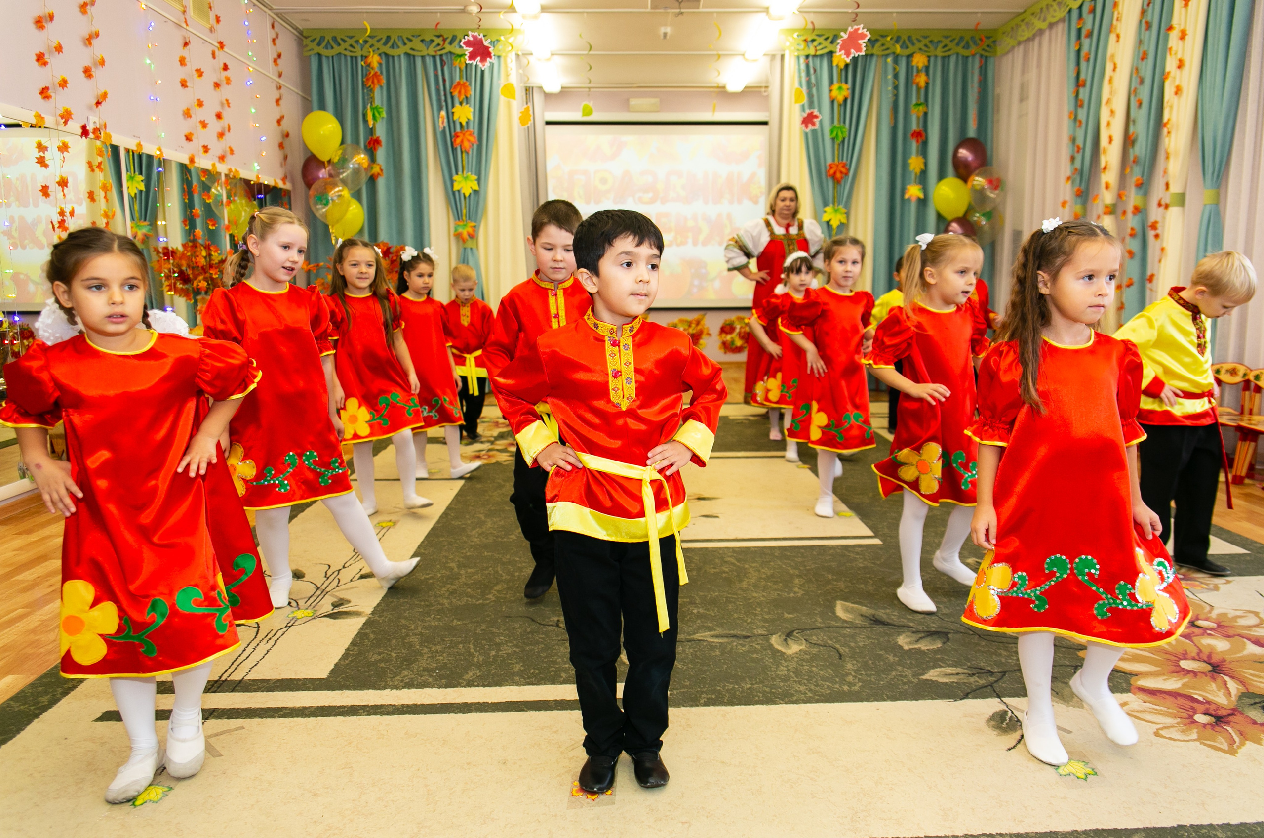 Выпускные и Утренники. Фотограф новорожденных и семейный фотограф НСО г. Бердск Марина Львова