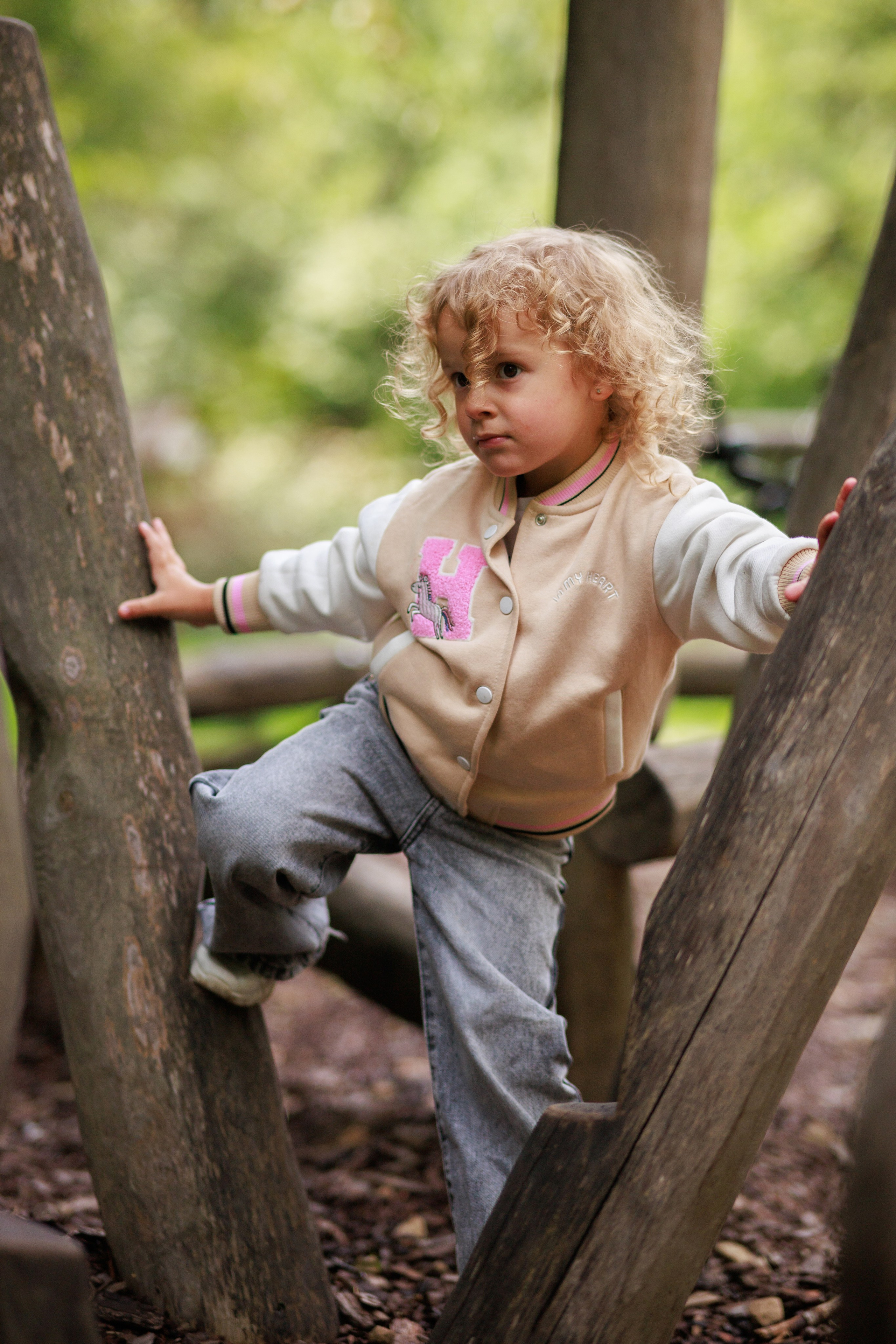 Детская фотосессия на прогулке