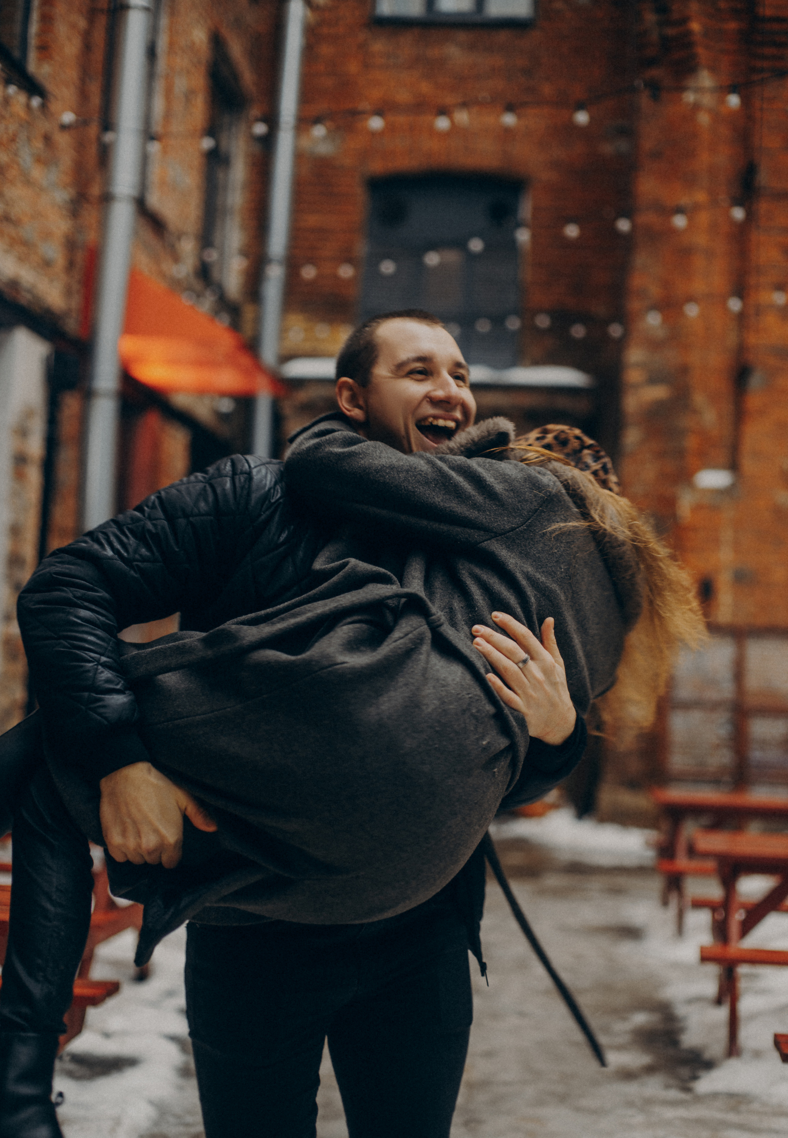 Анонс серии Слава+Ксюша. СПБ. ФОТОГРАФ Екатеринбург Москва Анастасия Замесина