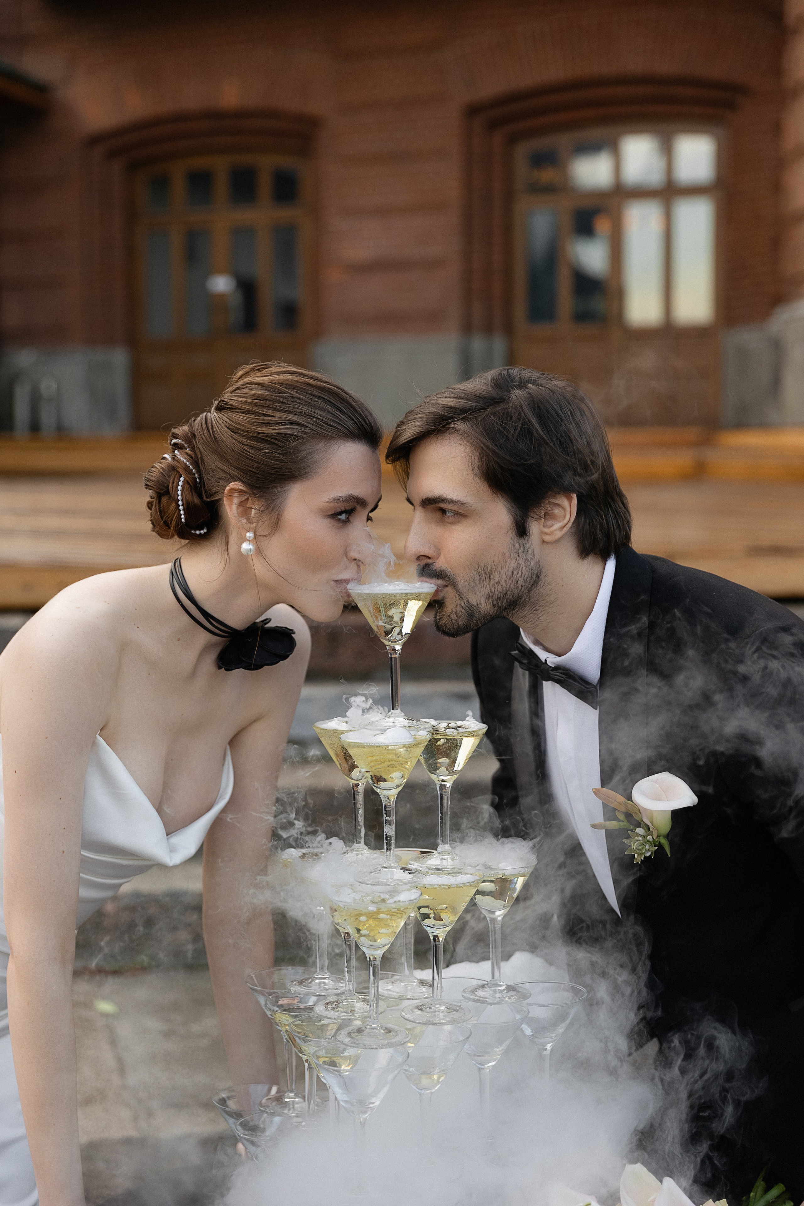 Брызги шампанского. Свадебный фотограф в Москве Полина Лелетко