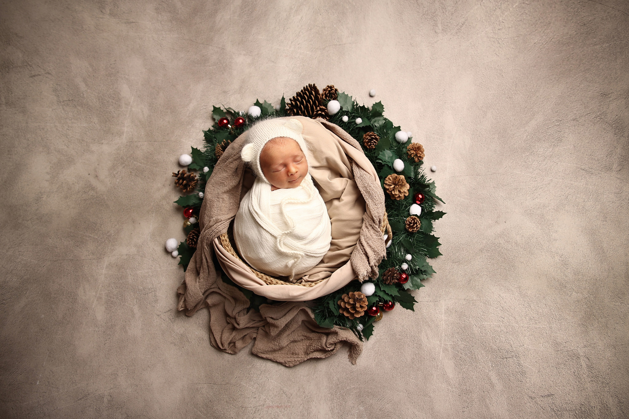 НОВОРОЖДЕННЫЕ до месяца. Мишугина Ольга Фотограф новорожденных, семейный и детский фотограф