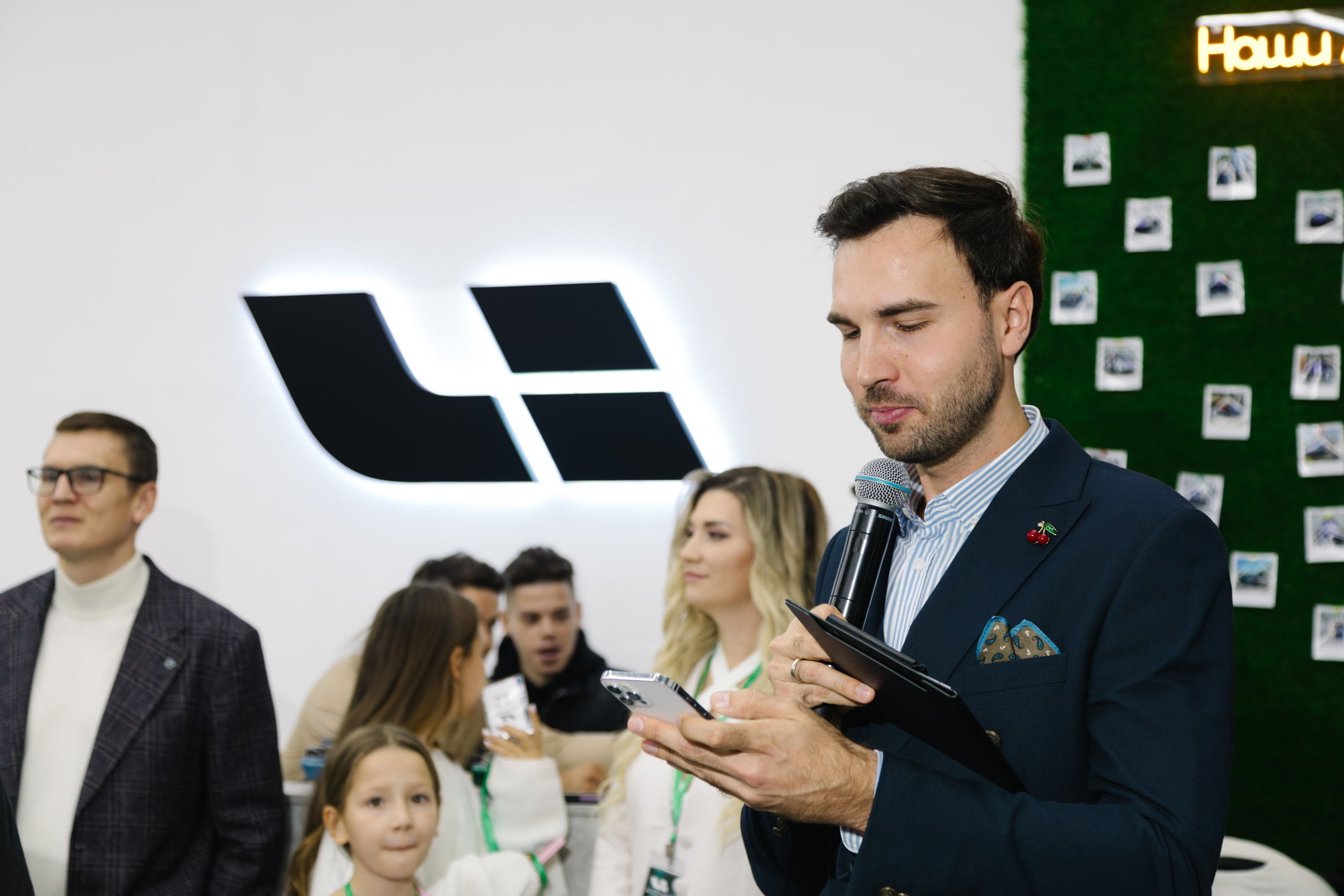 Открытие автосалона Li Auto. Артур Иликчян — Wedding & Event фотограф в Краснодаре