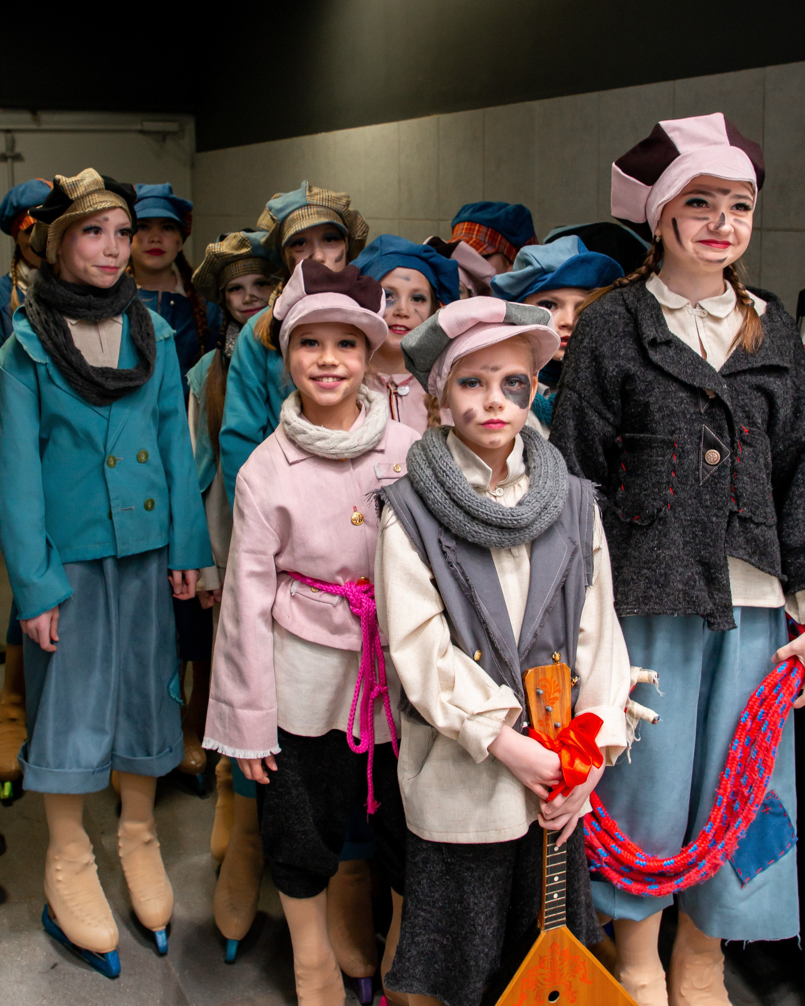 VII Ежегодный фестиваль массовых танцев на льду и фигурного катания «Петровский лёд» Санкт-Петербург 2024. Репортажный фотограф в Москве