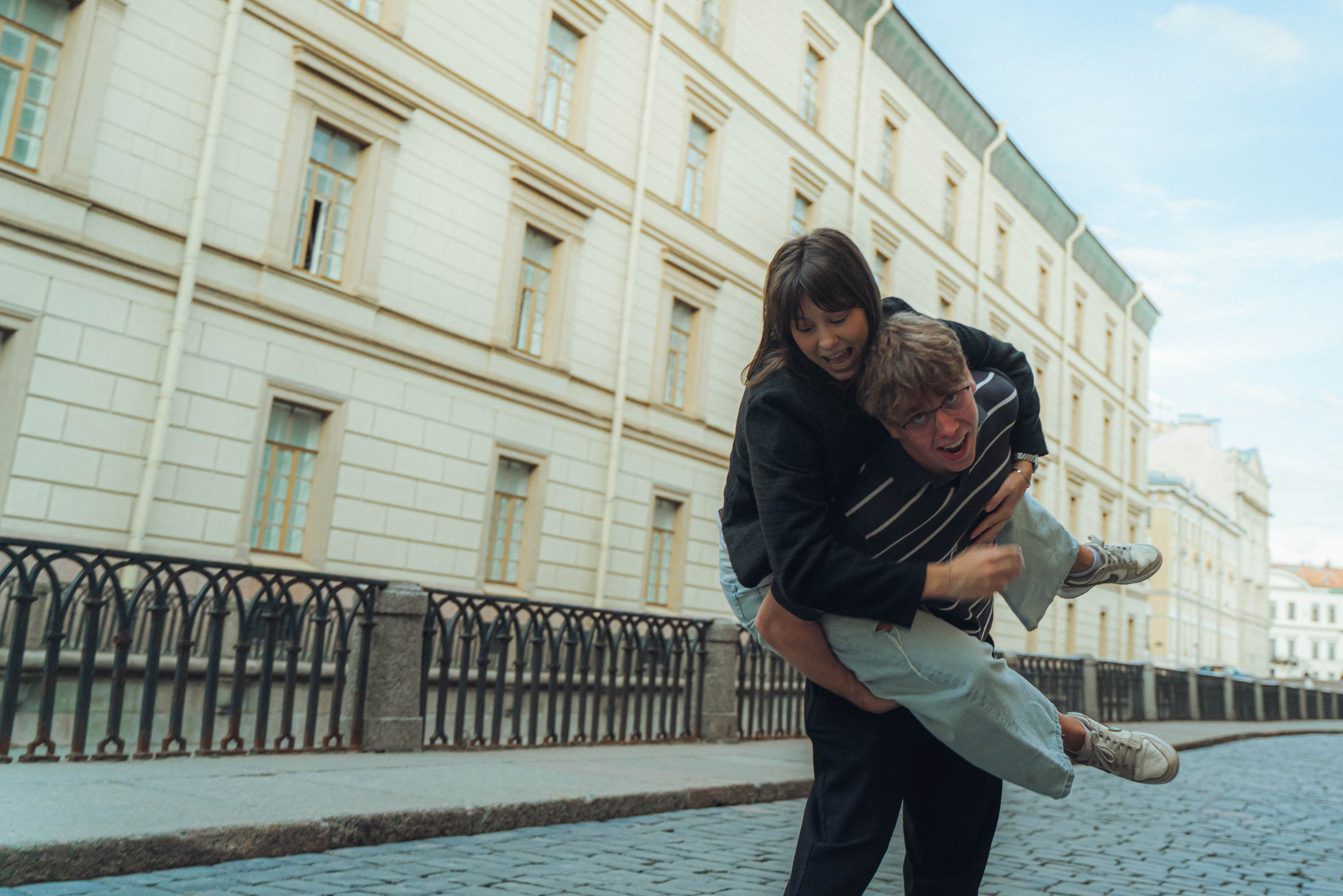 Настя и Тима. Со стороны / репортажный фотограф в СПб