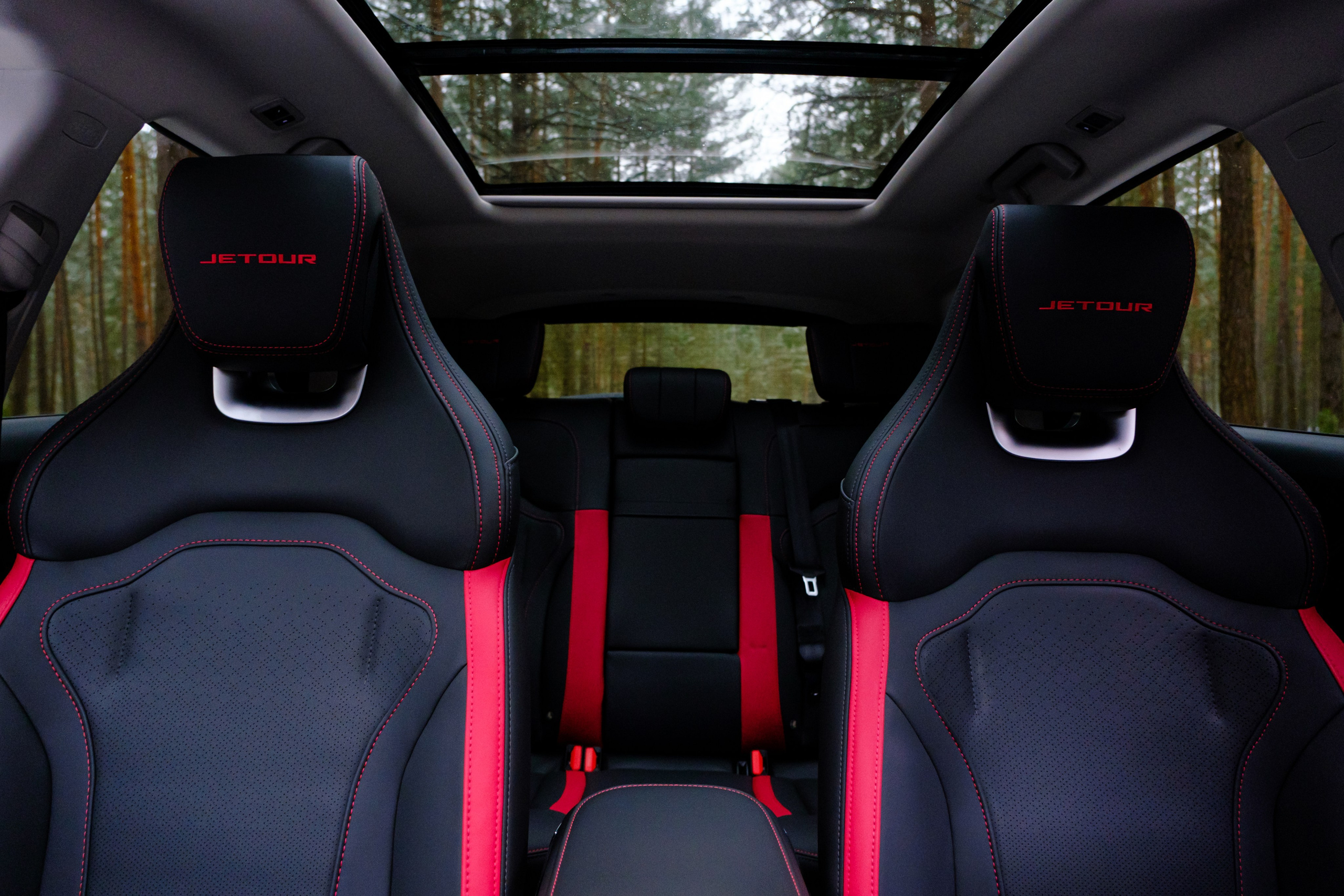 Jetour Dashing — стильный кроссовер с дерзким характером. Сайт фотографа Дмитрия Батенёва