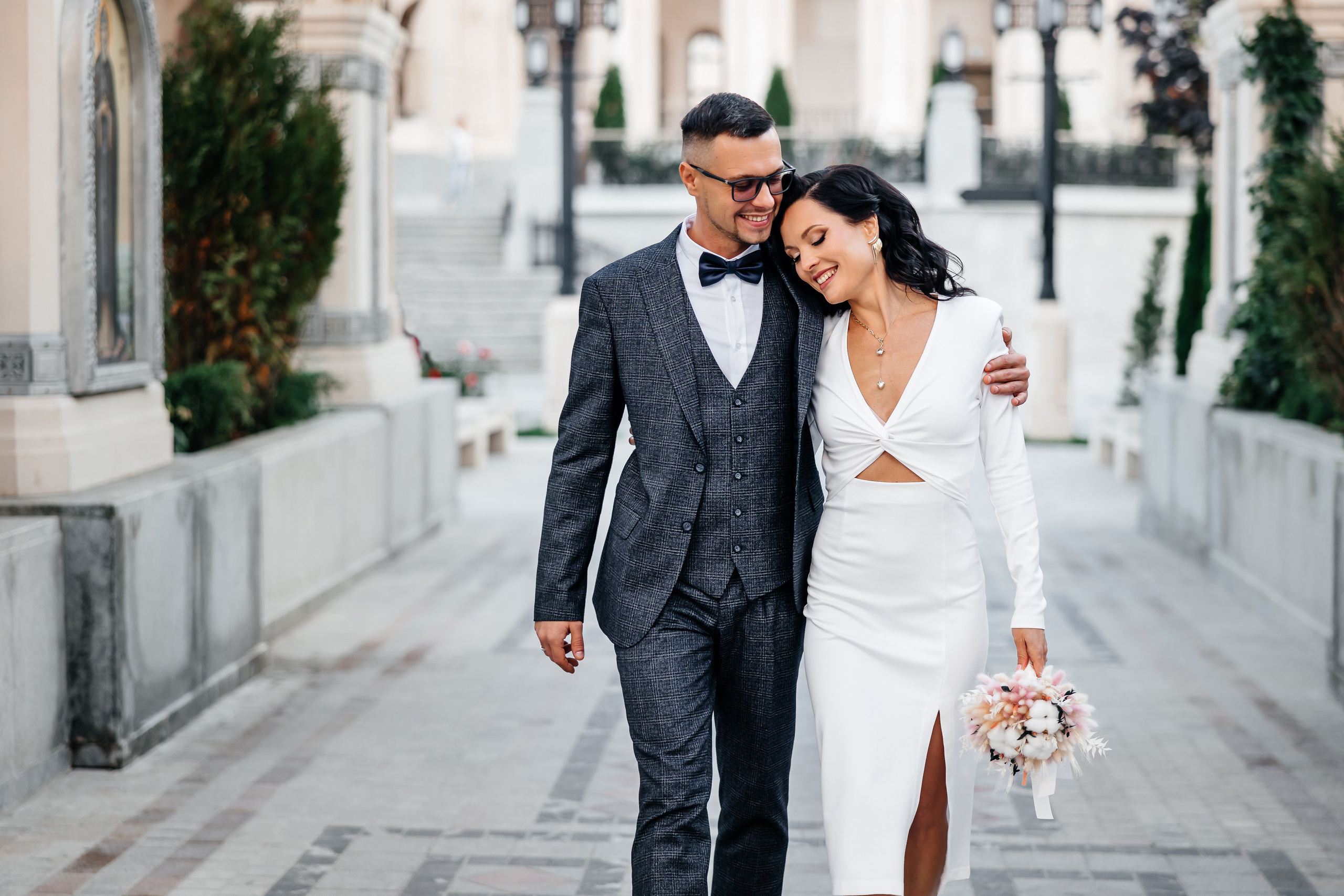 Анонс свадебной прогулки для Юлии и Артема. Свадебный фотограф в Крыму и Севастополе Ольга Баскакова