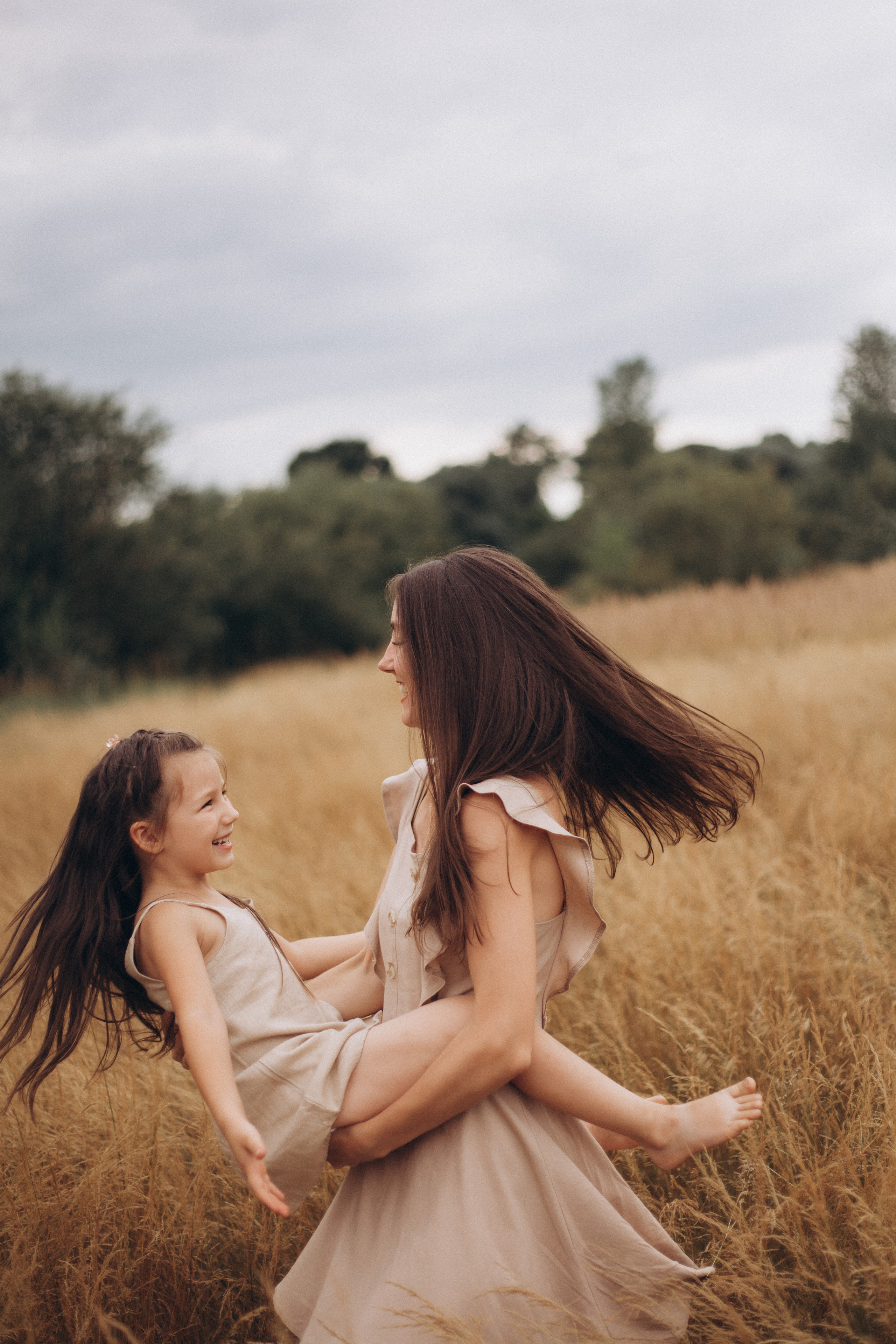 Алеся и Ника. Свадебный и портретный фотограф
