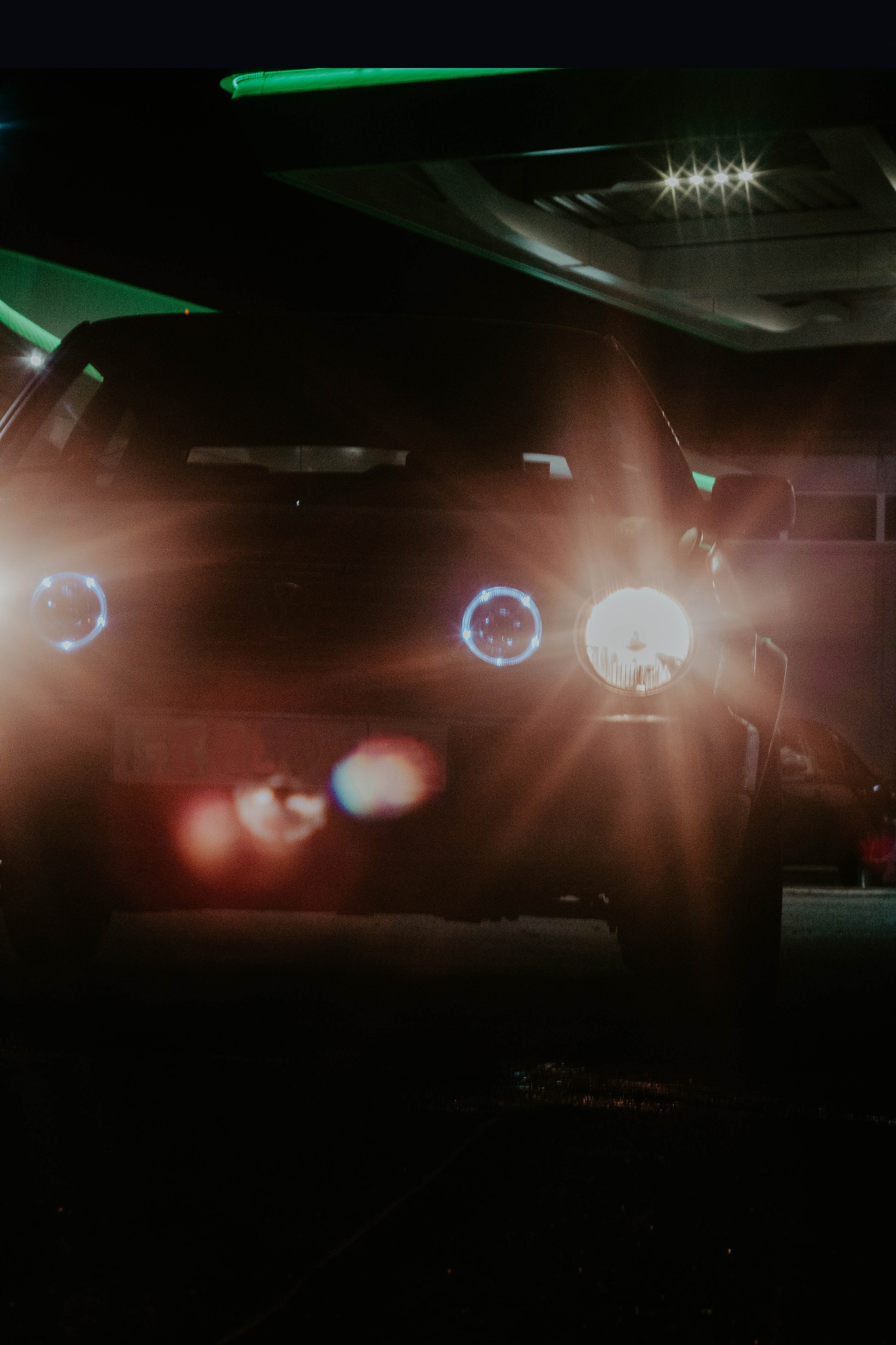 Кирилл. Фотосессия в стиле Драйв. Касаткин Никита. Фотограф