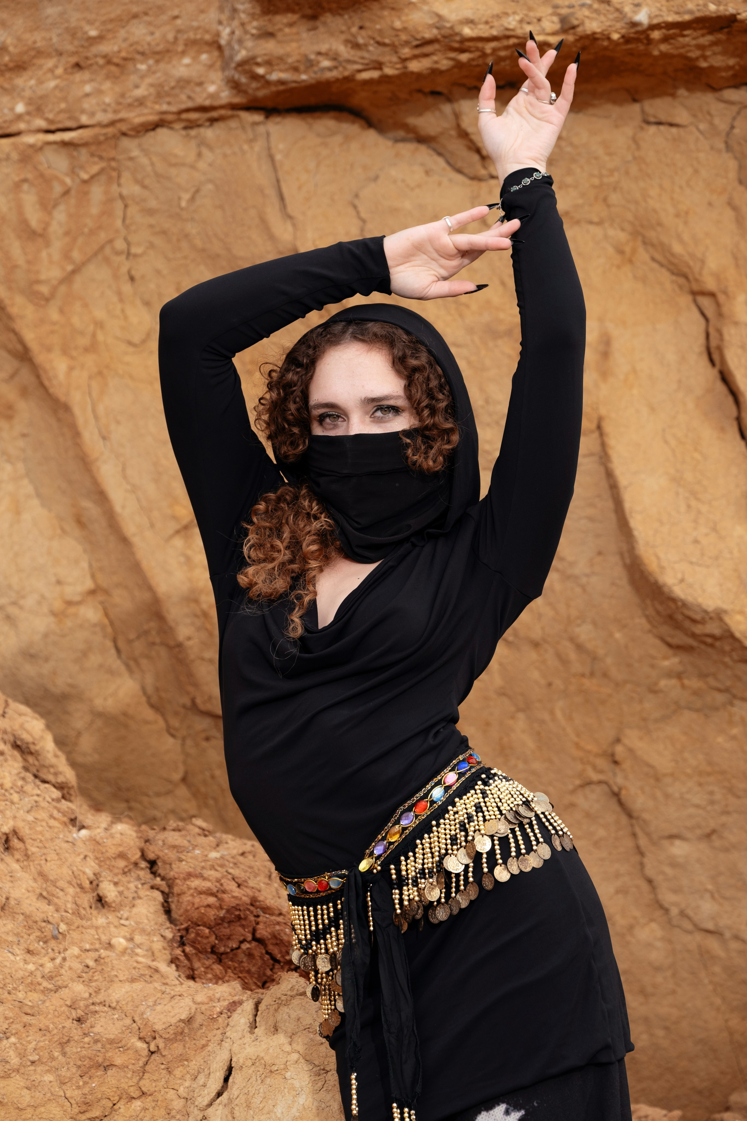 Арабская Эстетика. Профессиональная фотосъемка в Крыму. Натуральные эмоции и живые кадры. Забронируйте дату прямо сейчас!