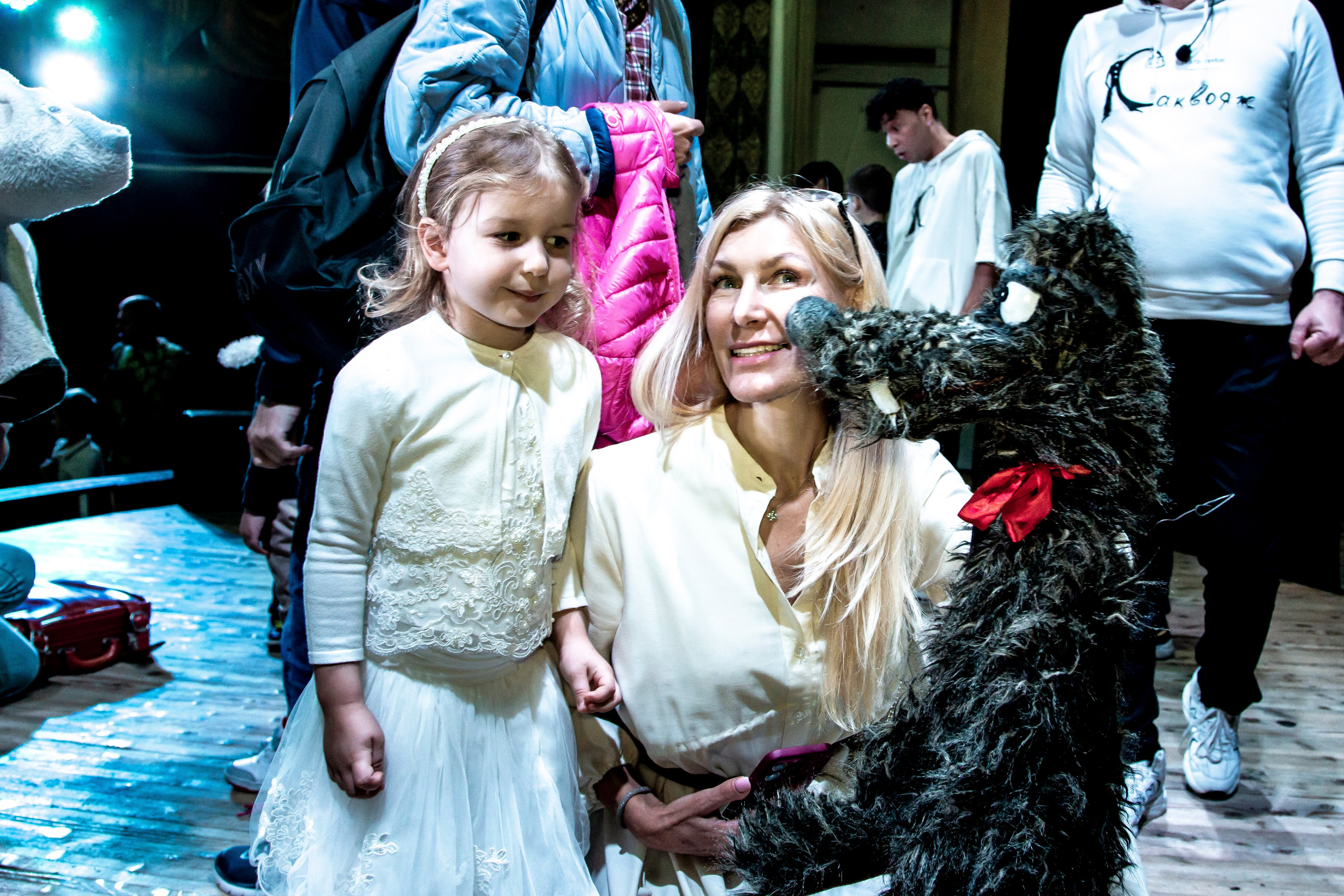 Спектакль театра Саквояж О Красной шапочке. Фотограф в Сочи Юрий Шептаев