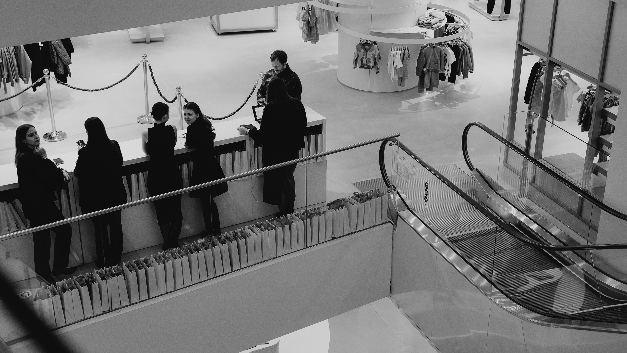 Бекстейдж показа «Новые Имена» собака.ru|ДЛТ. Портретный и репортажный фотограф в Санкт-Петербурге