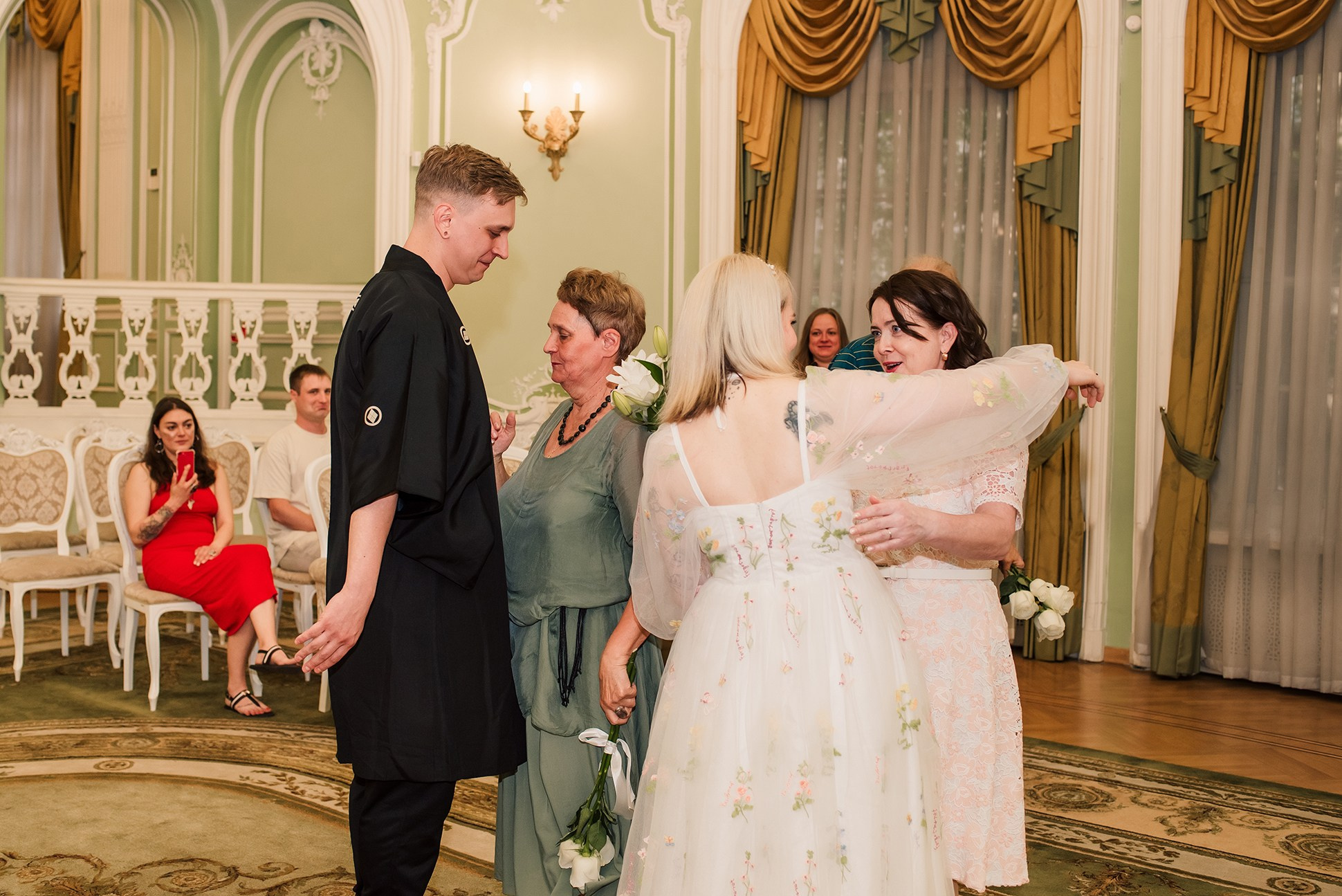 Настя и Артем. Секретный сад. Семейный и Свадебный фотограф. Санкт-Петербург. Пушкин