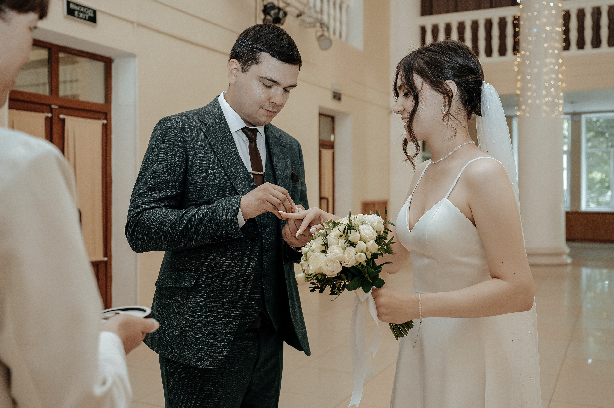 Вот и ЦДК Щелково открыли для свадебной регистрации, а прогулялись мы в Усадьбе Гребнево. Свадебный и семейный фотограф Виктория Носачёва. Щелково, Москва и МО