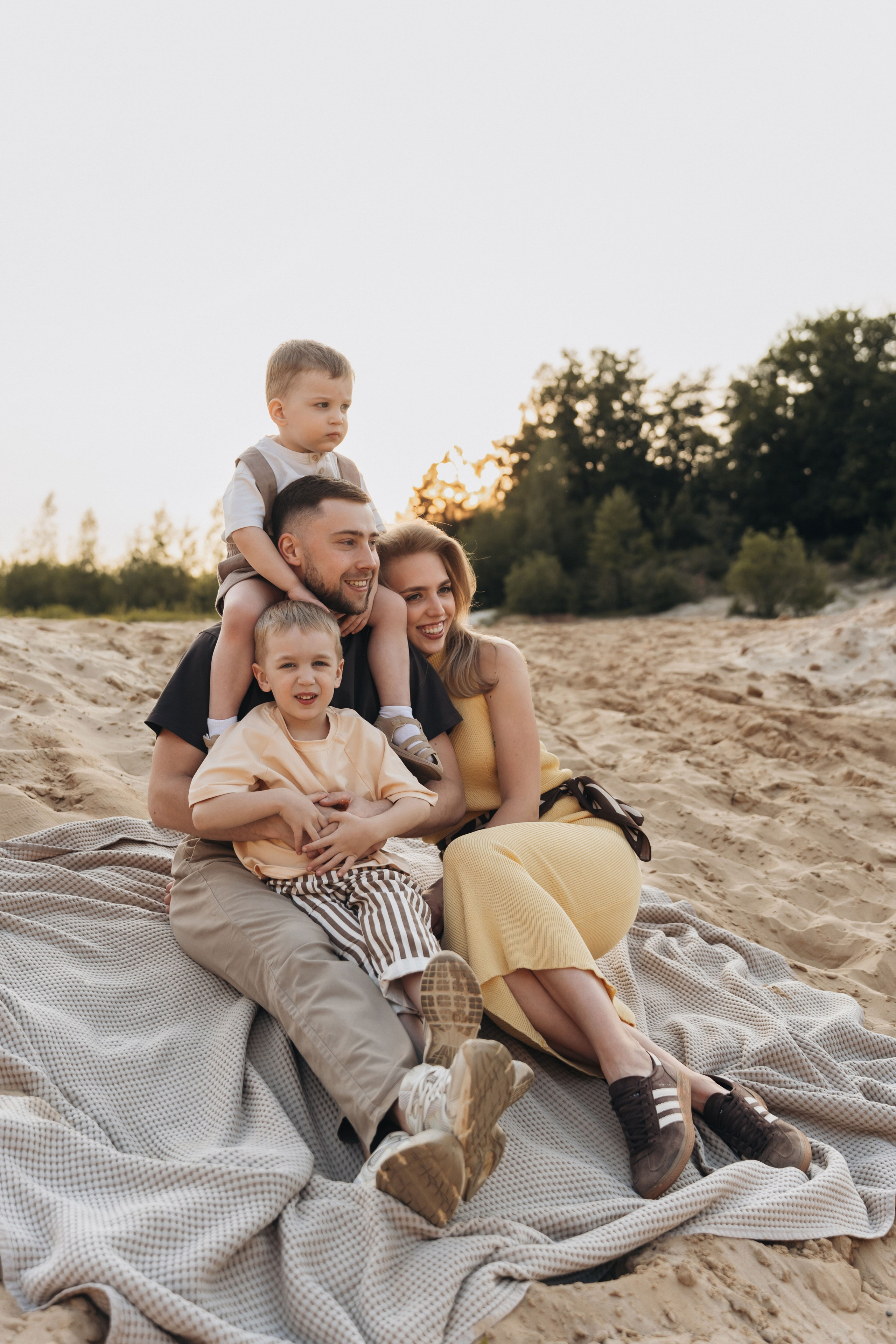 На карьере. Ваш фотограф Вика Артемова