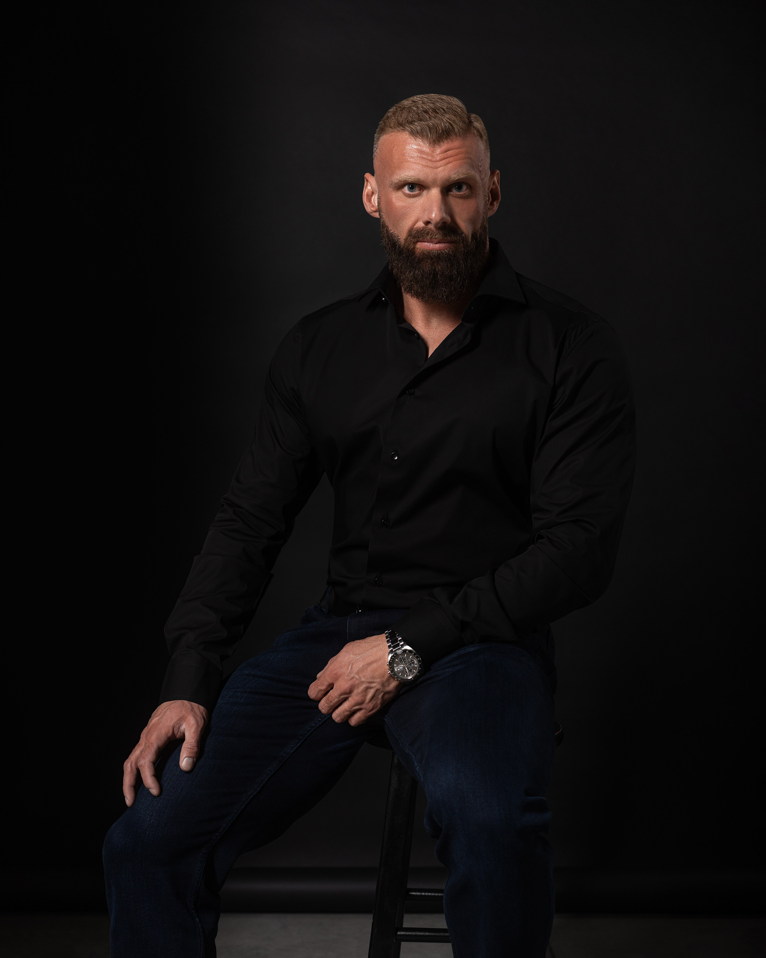 Никита. Иван Зайцев (IZIART) — создание культурного кода через фото и видео