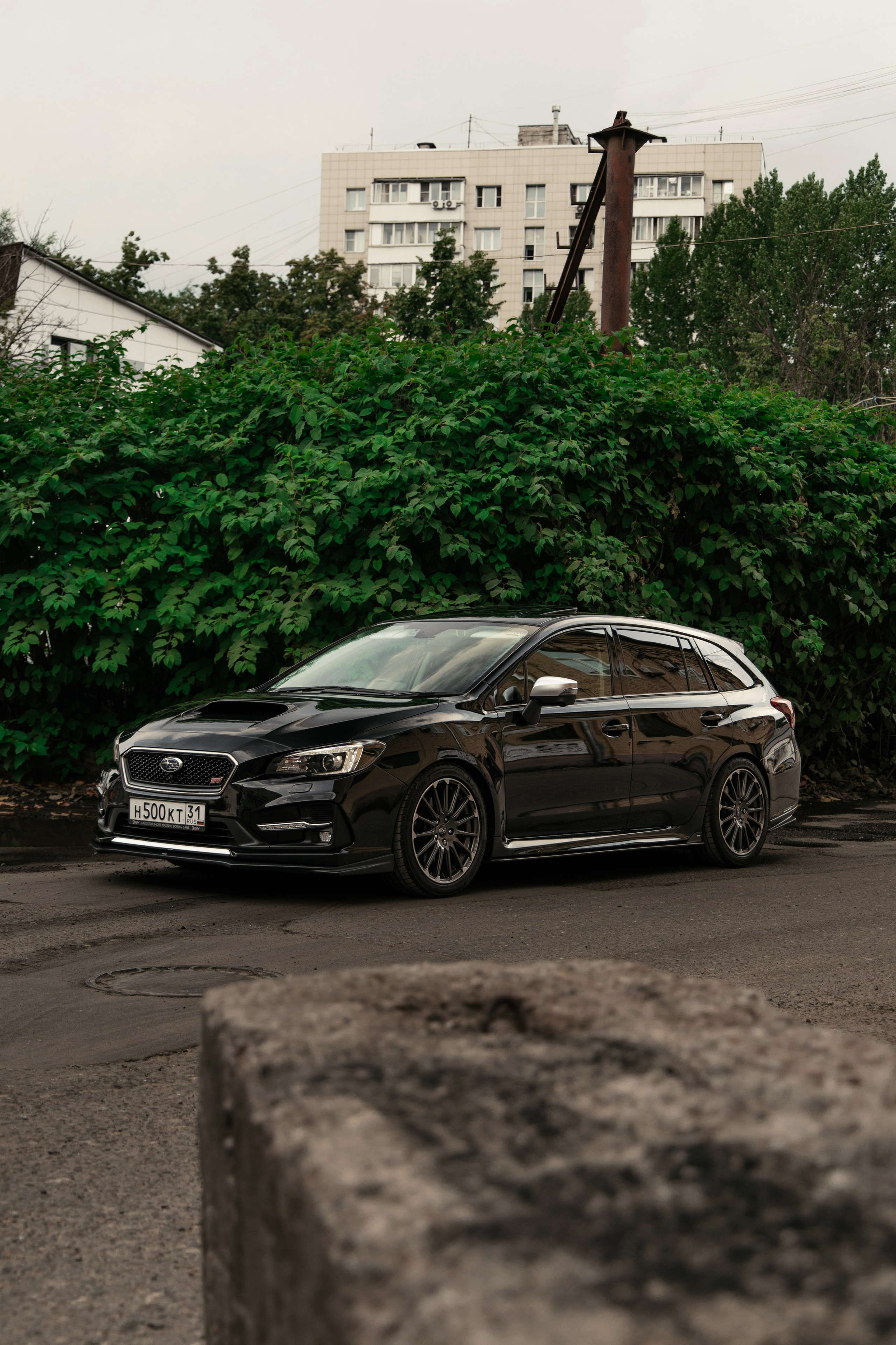 Subaru levorg. DeLorein