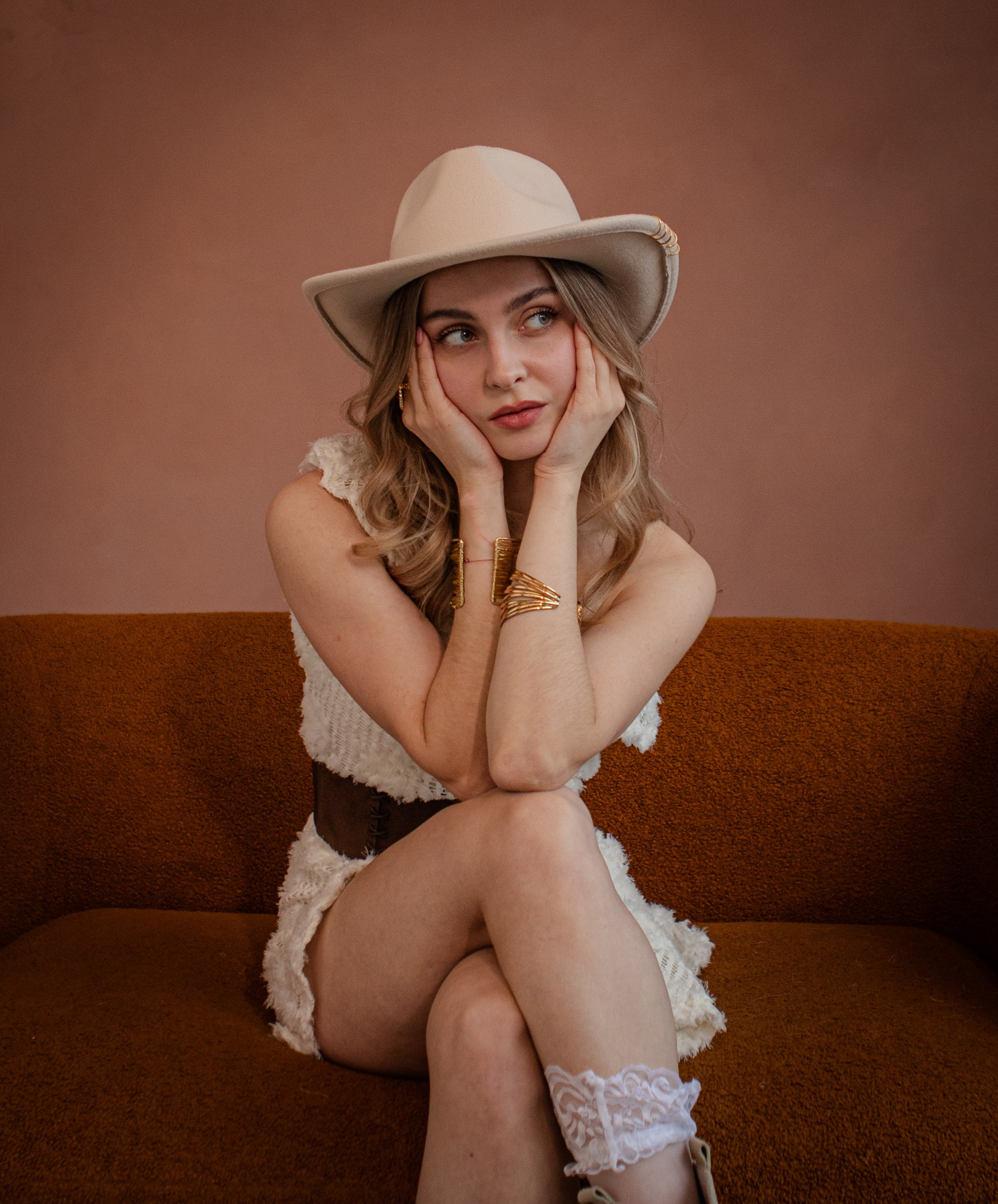 Альбом 2. Фотограф Юлия Тихонова