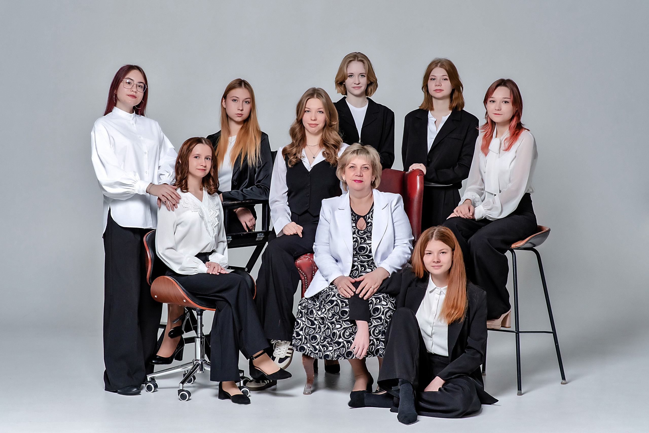 Выпускные (школьные) альбомы (книги) в Ростове-на-Дону. Современные Выпускные Альбомы в Ростове-на-Дону