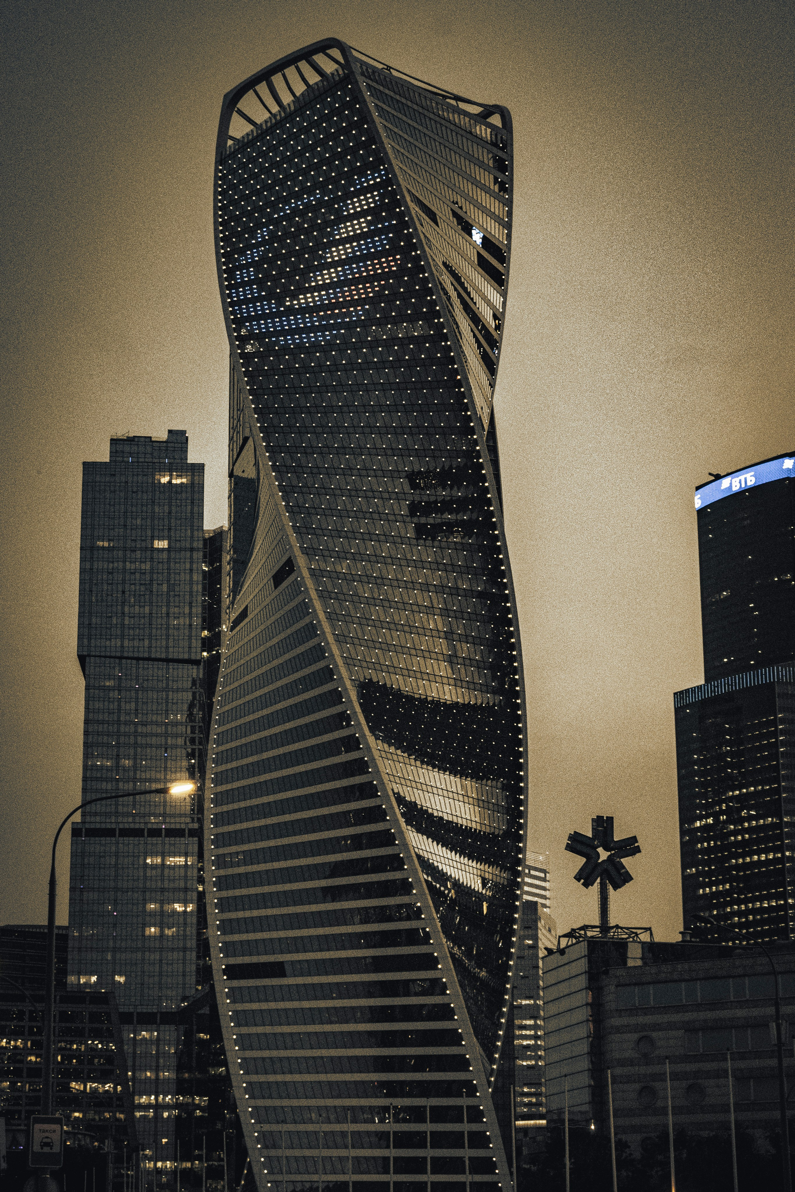 Фотопрогулка. Москва. Июль 2023. Фотограф Роман Адлер