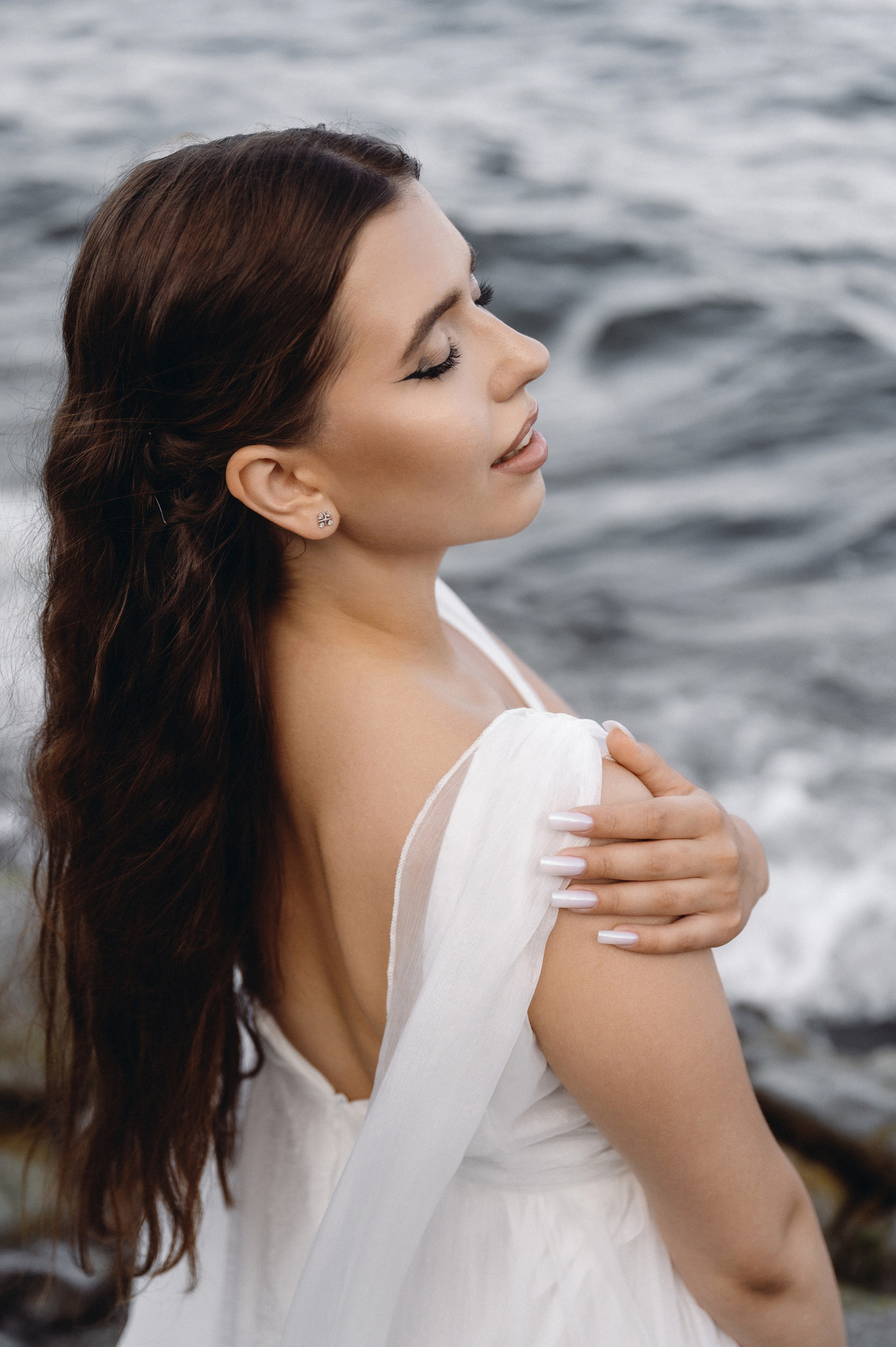 Александра. Главная