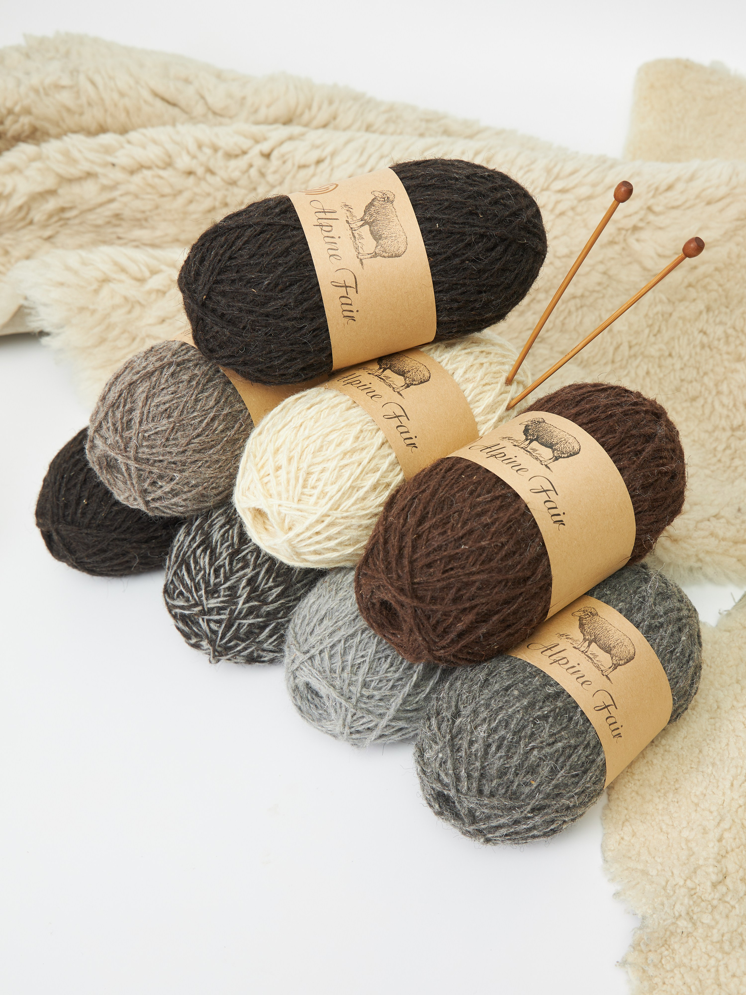 Фотосъемка пряжи для маркетплейсов. Алексей Темнов — фотограф в Пятигорске