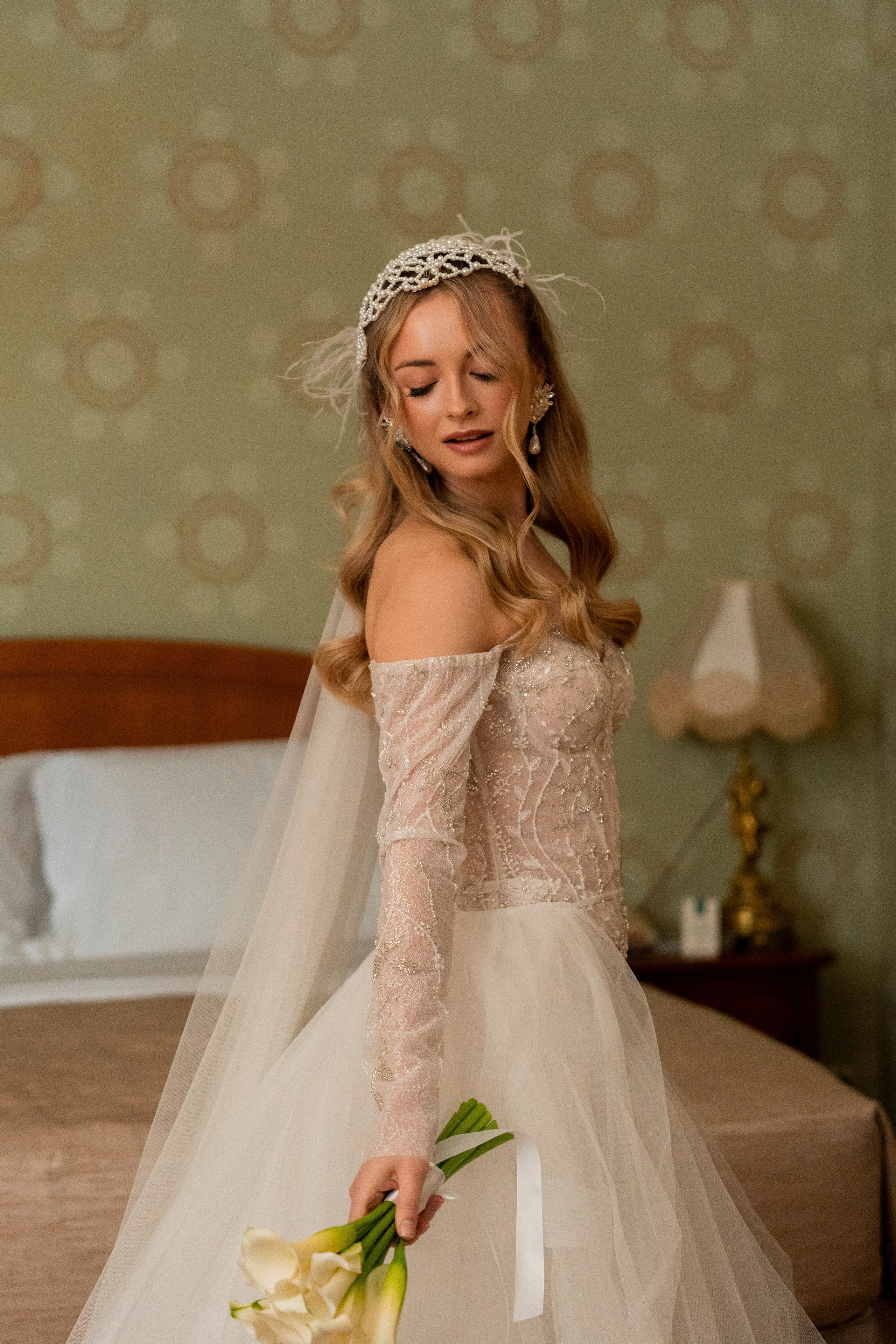 Свадебная фотосессия в отеле Метрополь. Свадебный фотограф в Москве Анна Полушина