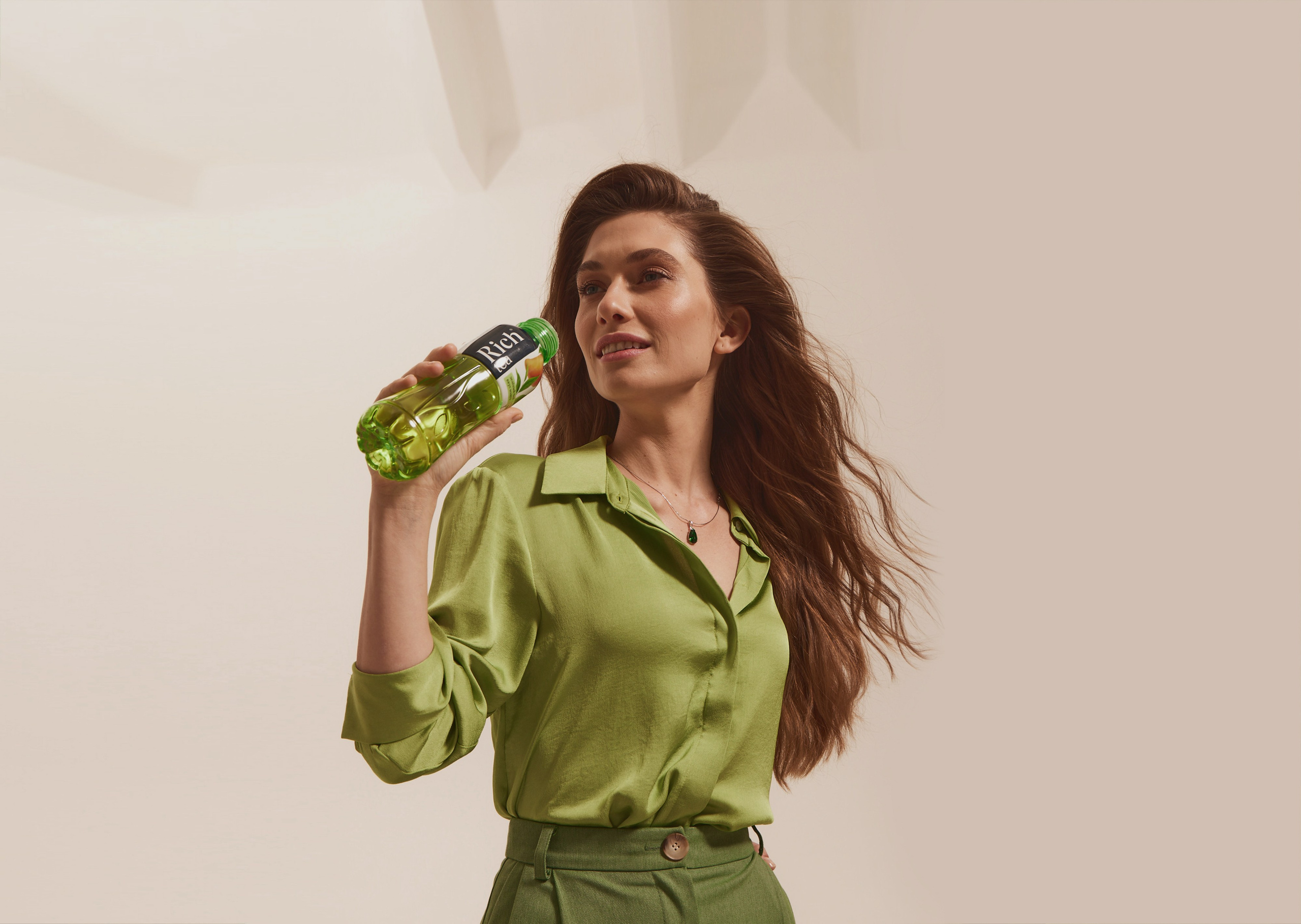 BEFORE/AFTER. ArtistSOS