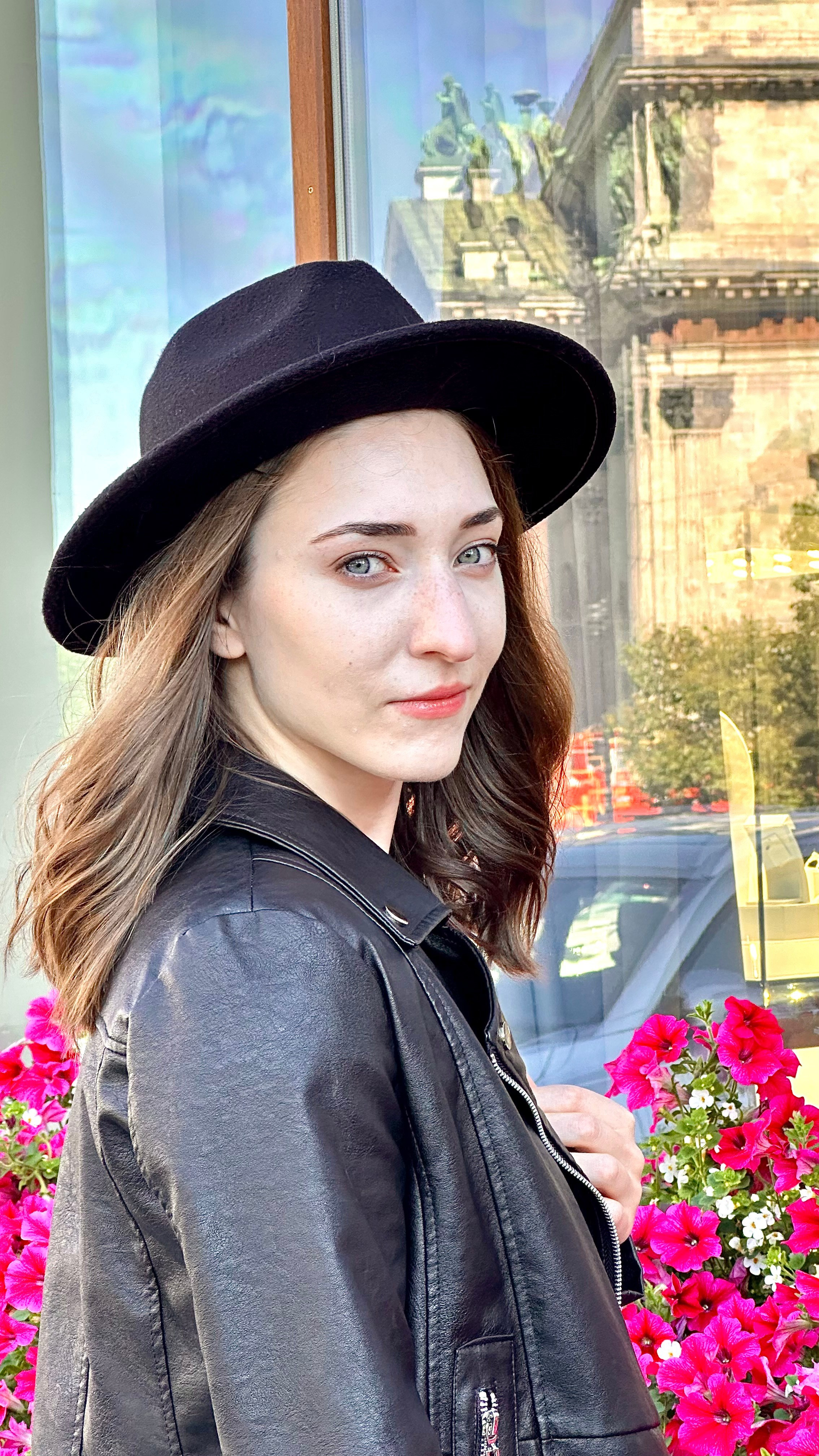 Прогулка Астория — Зеркальный дворик — Новая Голландия. КОНТЕНТ |БРЕНД фотограф Санкт-Петербург — Жанна Олтаржевская