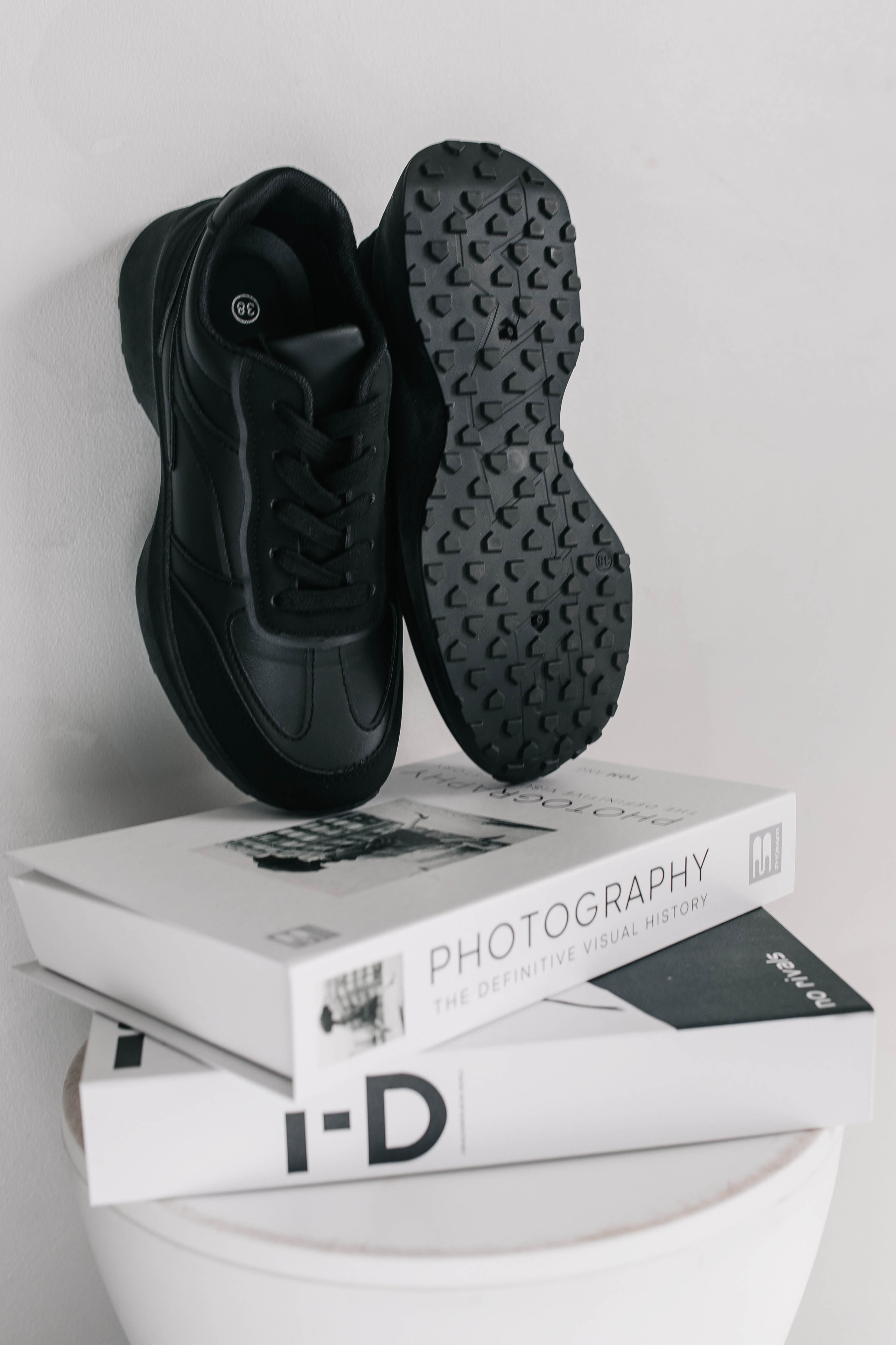 Кроссовки как в Pinterest. Профессиональный фотограф