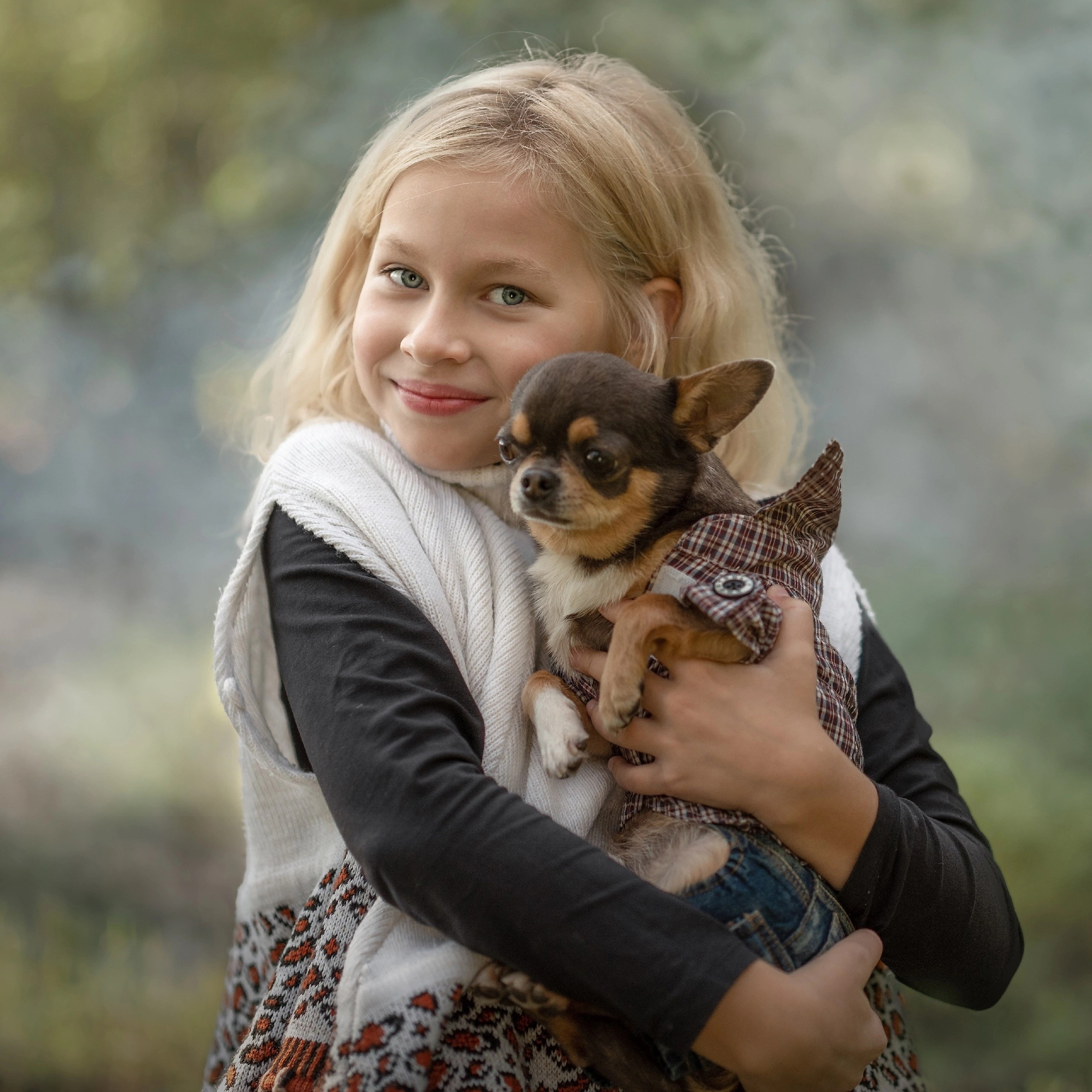 Девочка 2. KED Production — продакшн из СПб. Создаём фото, видео и контент, который помогает брендам и селлерам продавать больше