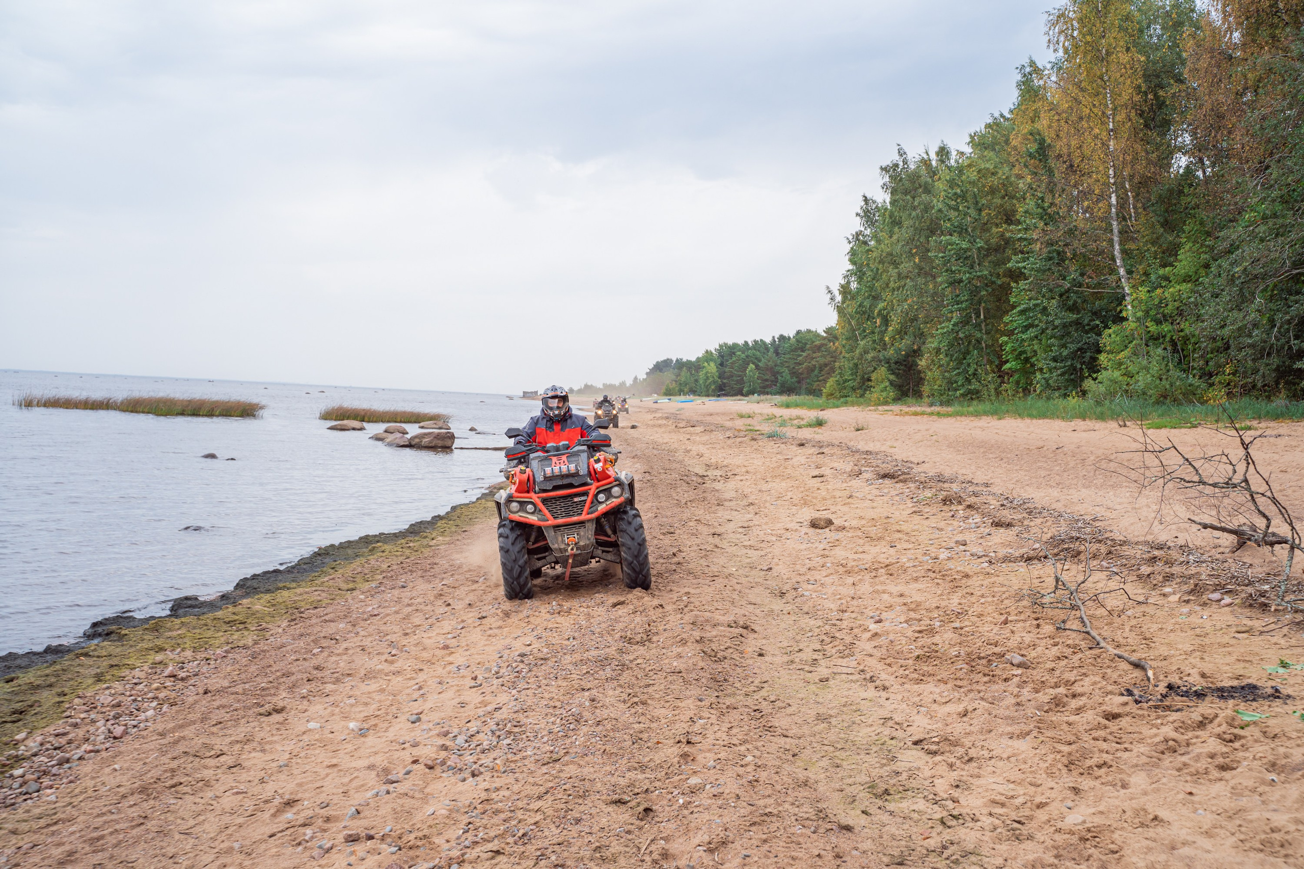 Квадровыезд —спортивный репортаж в Ленинградской области. Свадебный, семейный, портретный, репортажный фотограф в Санкт-Петербурге